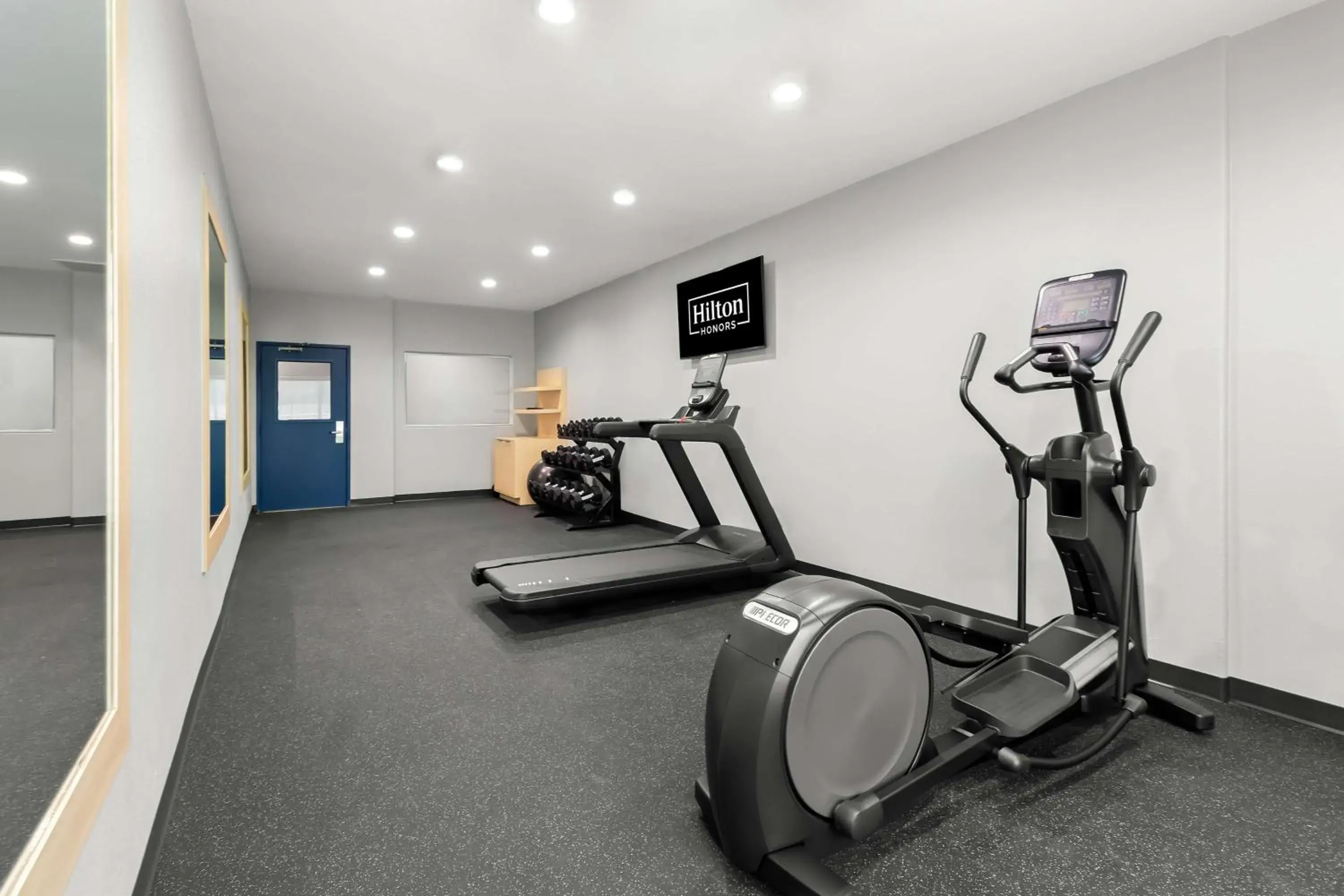 Fitness centre/facilities in Spark By Hilton Missouri City Fitness centre/facilities in Spark By Hilton Missouri City