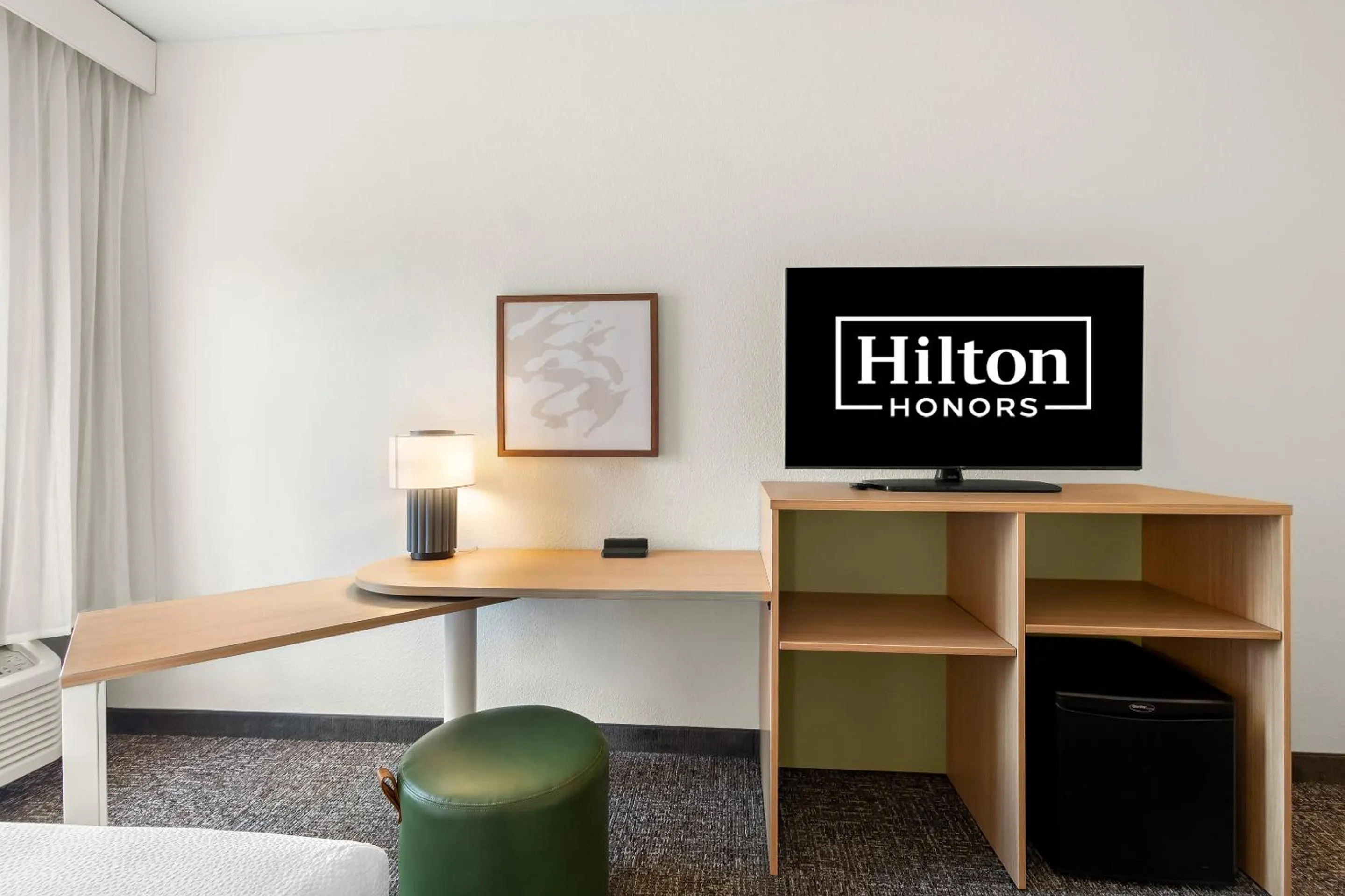 TV and multimedia in Spark By Hilton Missouri City