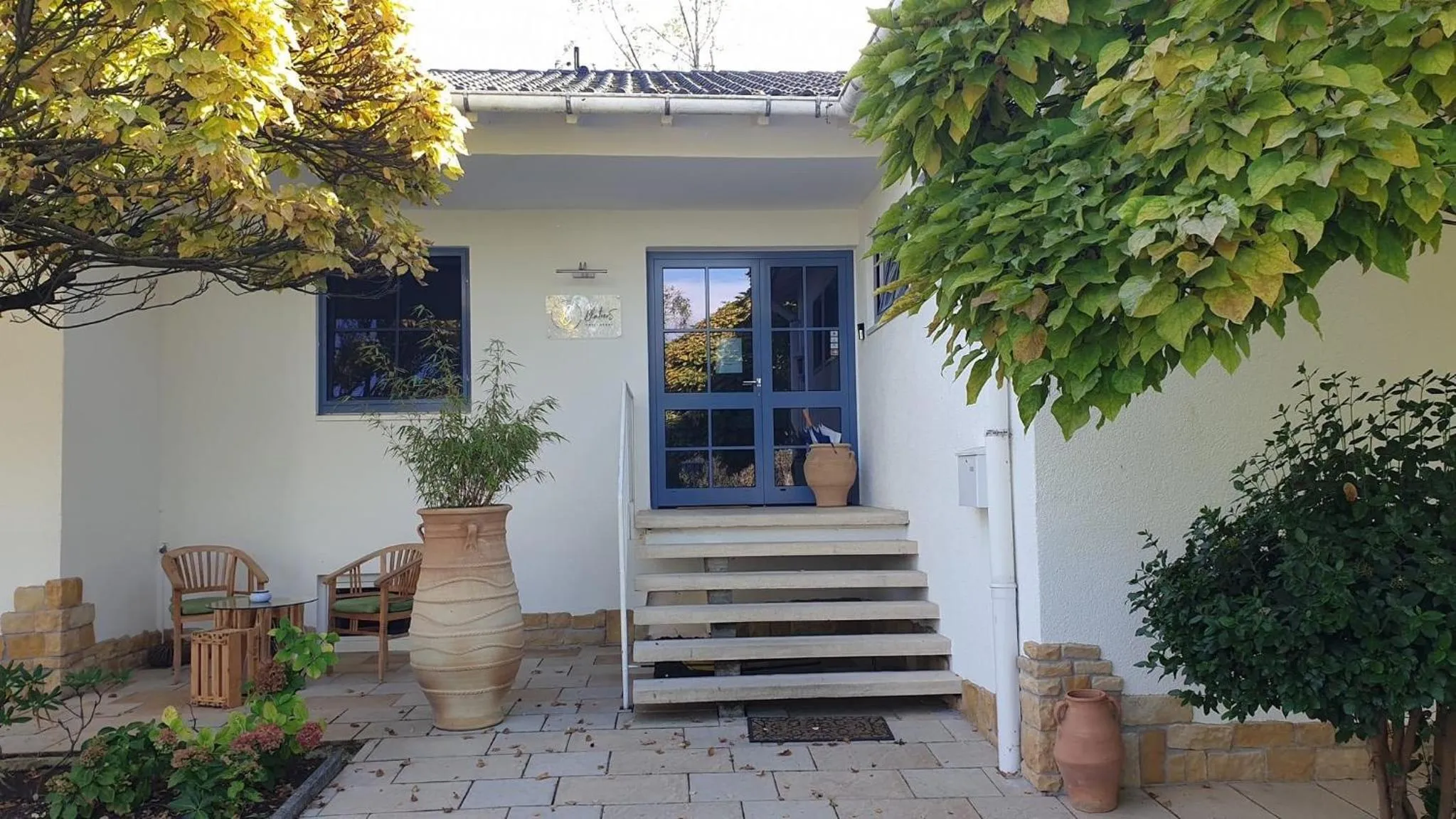 Facade/entrance in Gästehaus Eschment