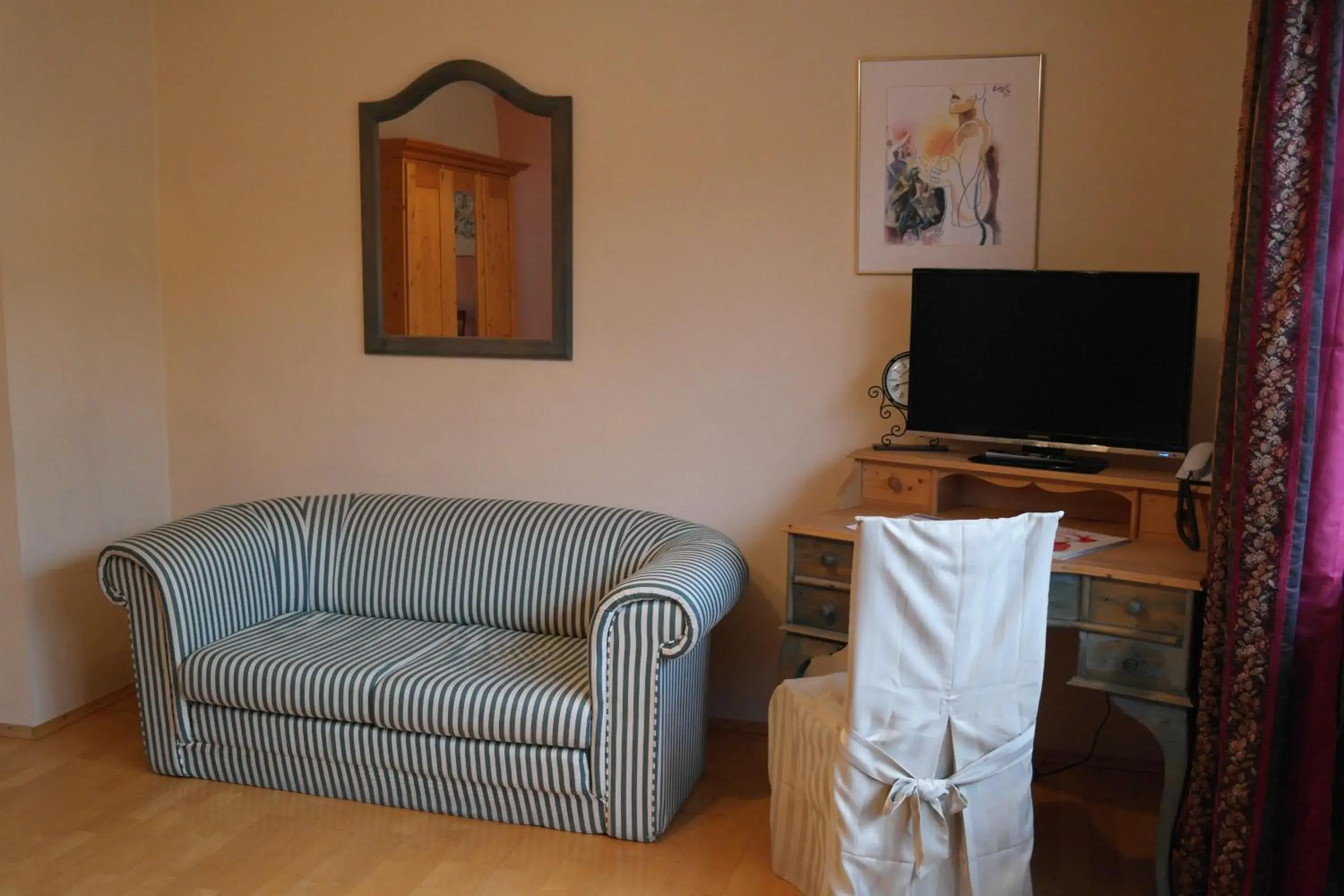 Large Double Room - single occupancy in Gästehaus Eschment Large Double Room - single occupancy in Gästehaus Eschment