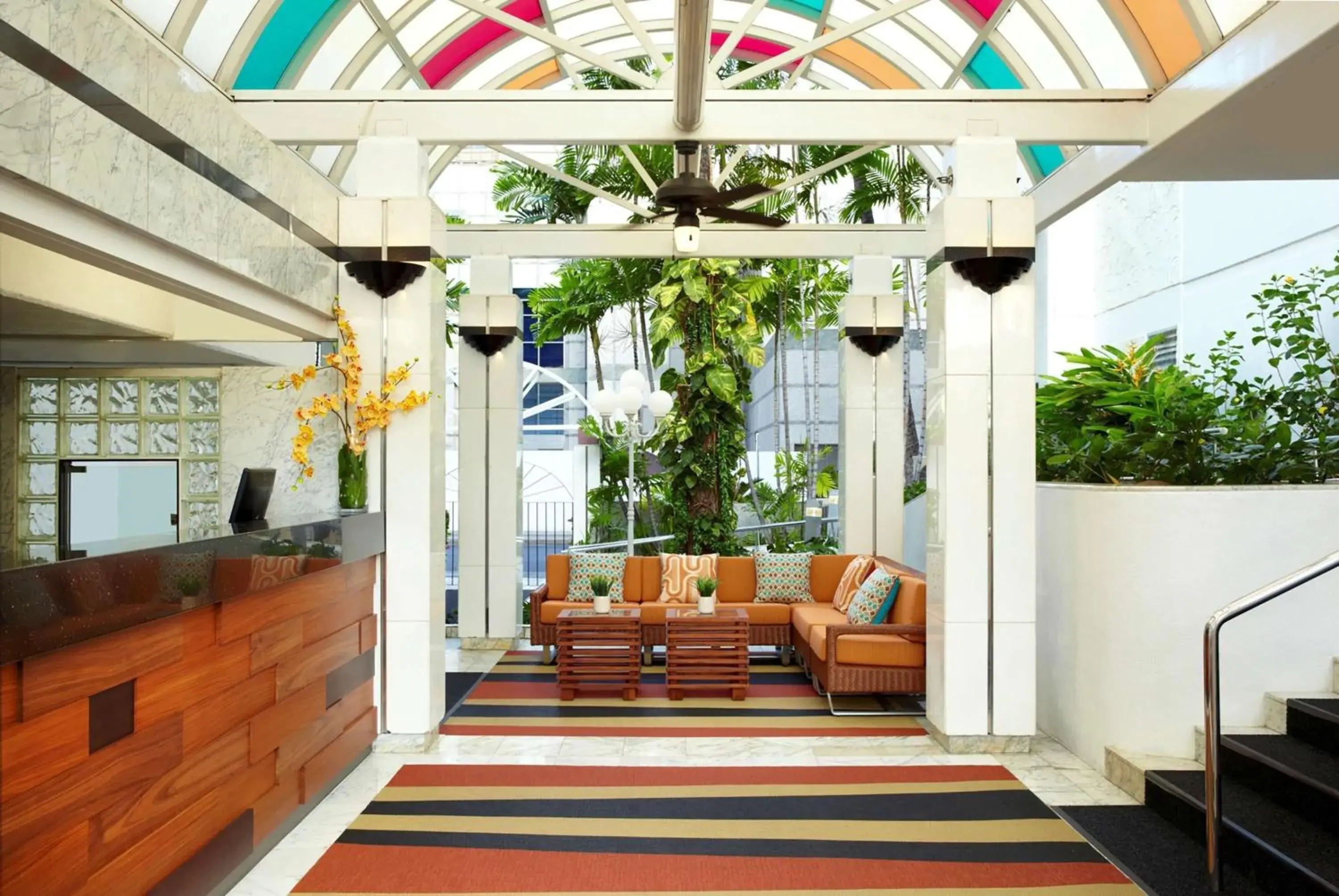 Lobby or reception in Oasis Hotel Waikiki Lobby or reception in Oasis Hotel Waikiki