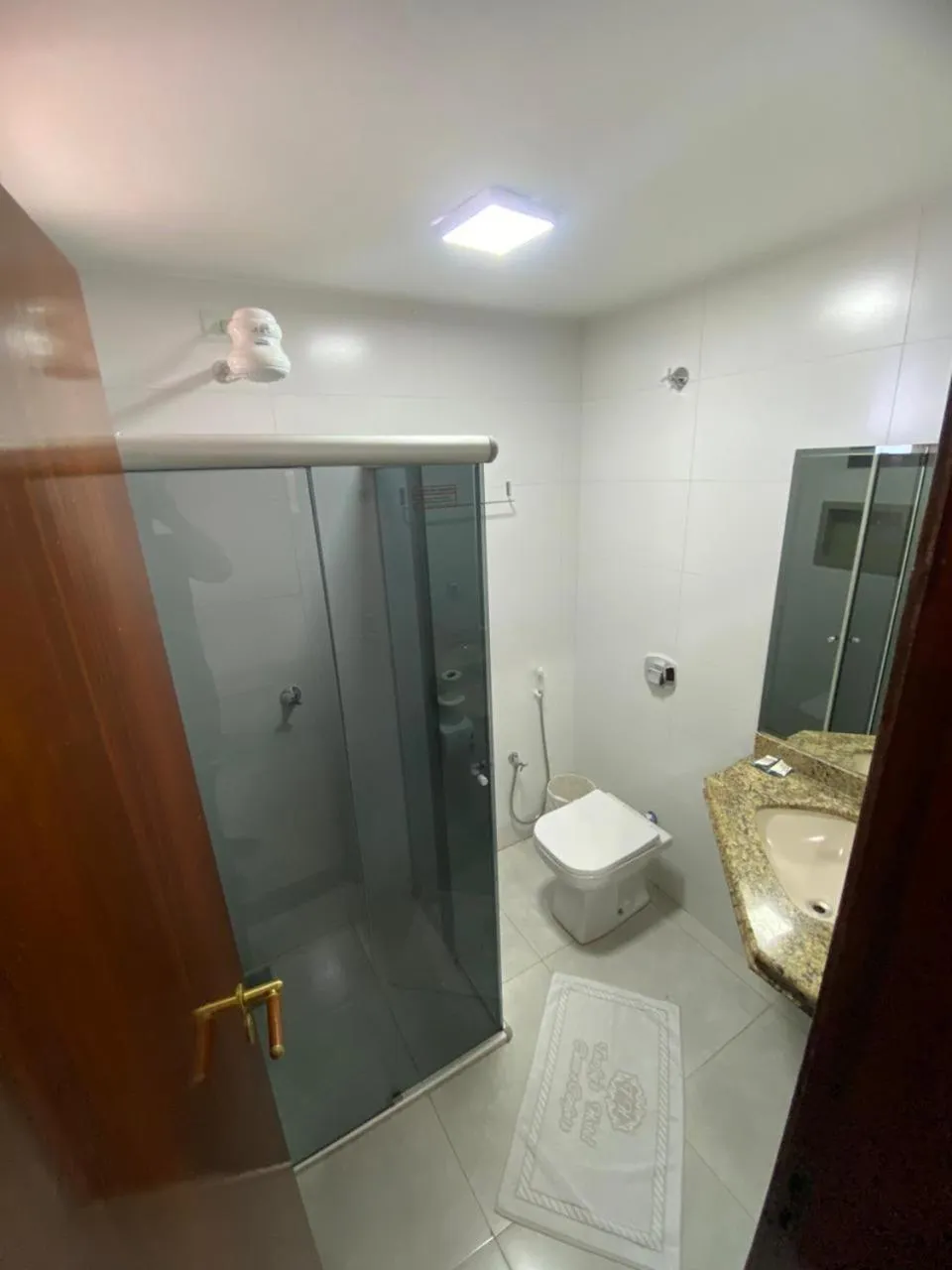 Bathroom in Tawfiqs Hotel