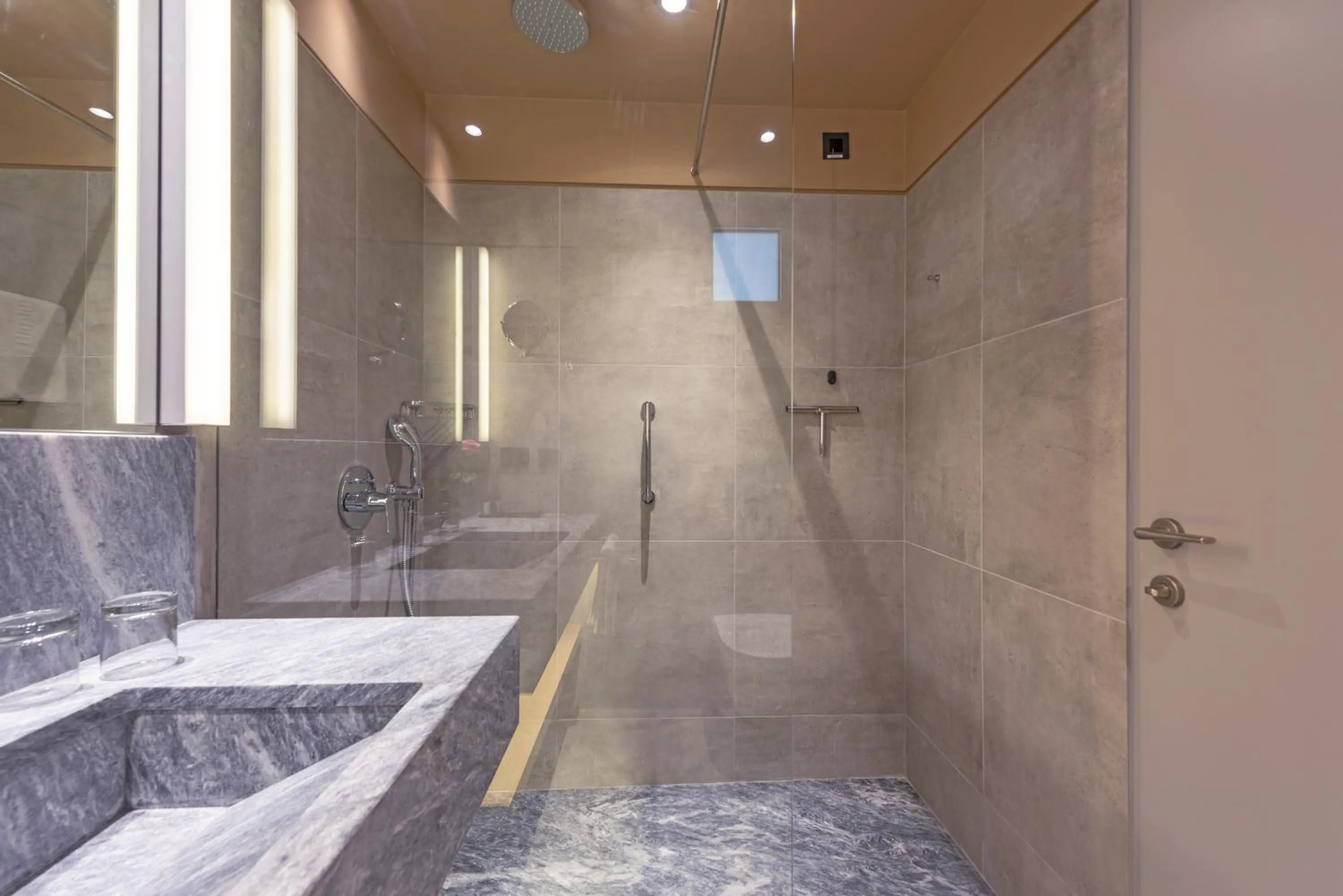 Shower in Hapimag Resort Porto Heli