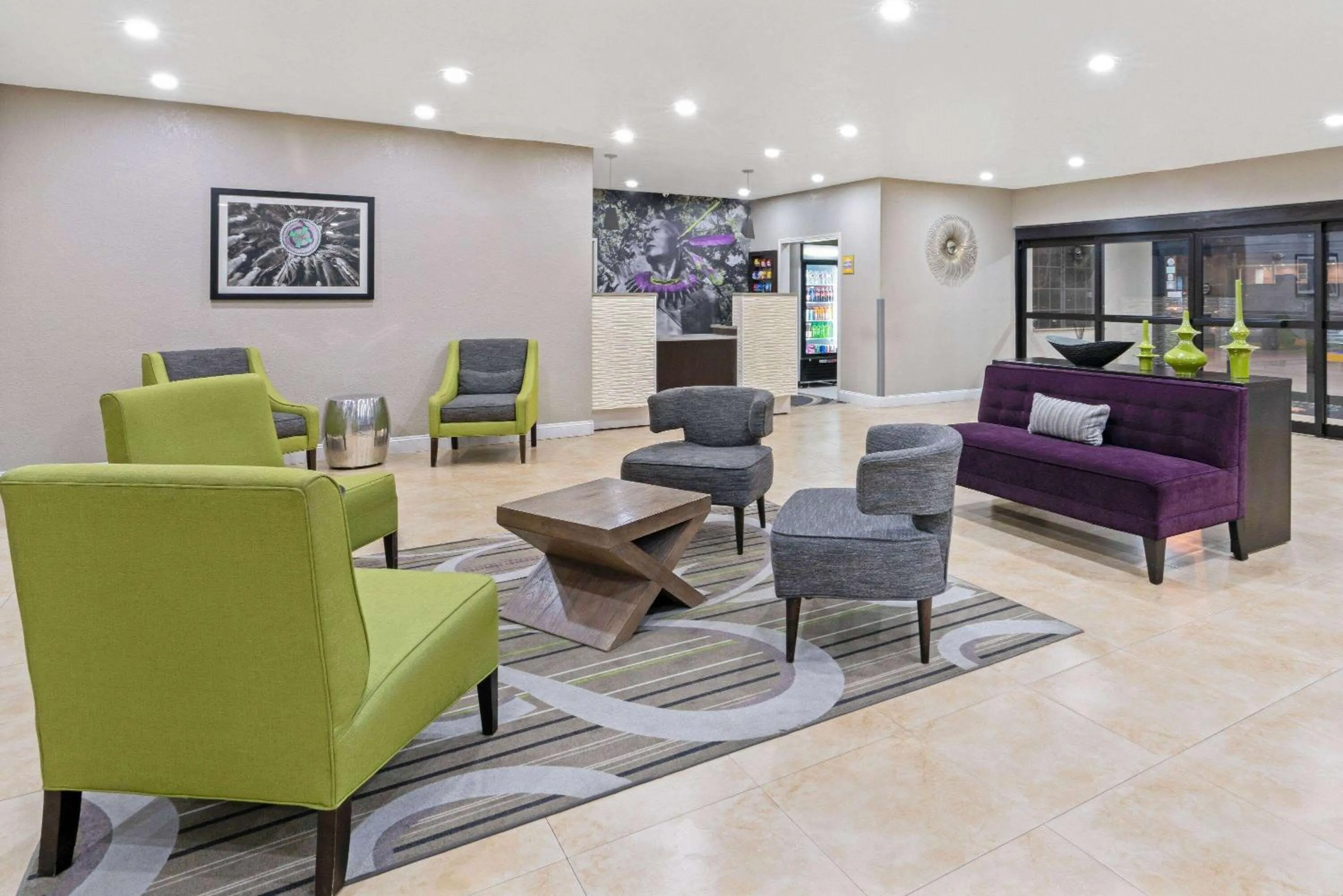 Lobby or reception in La Quinta by Wyndham Ada