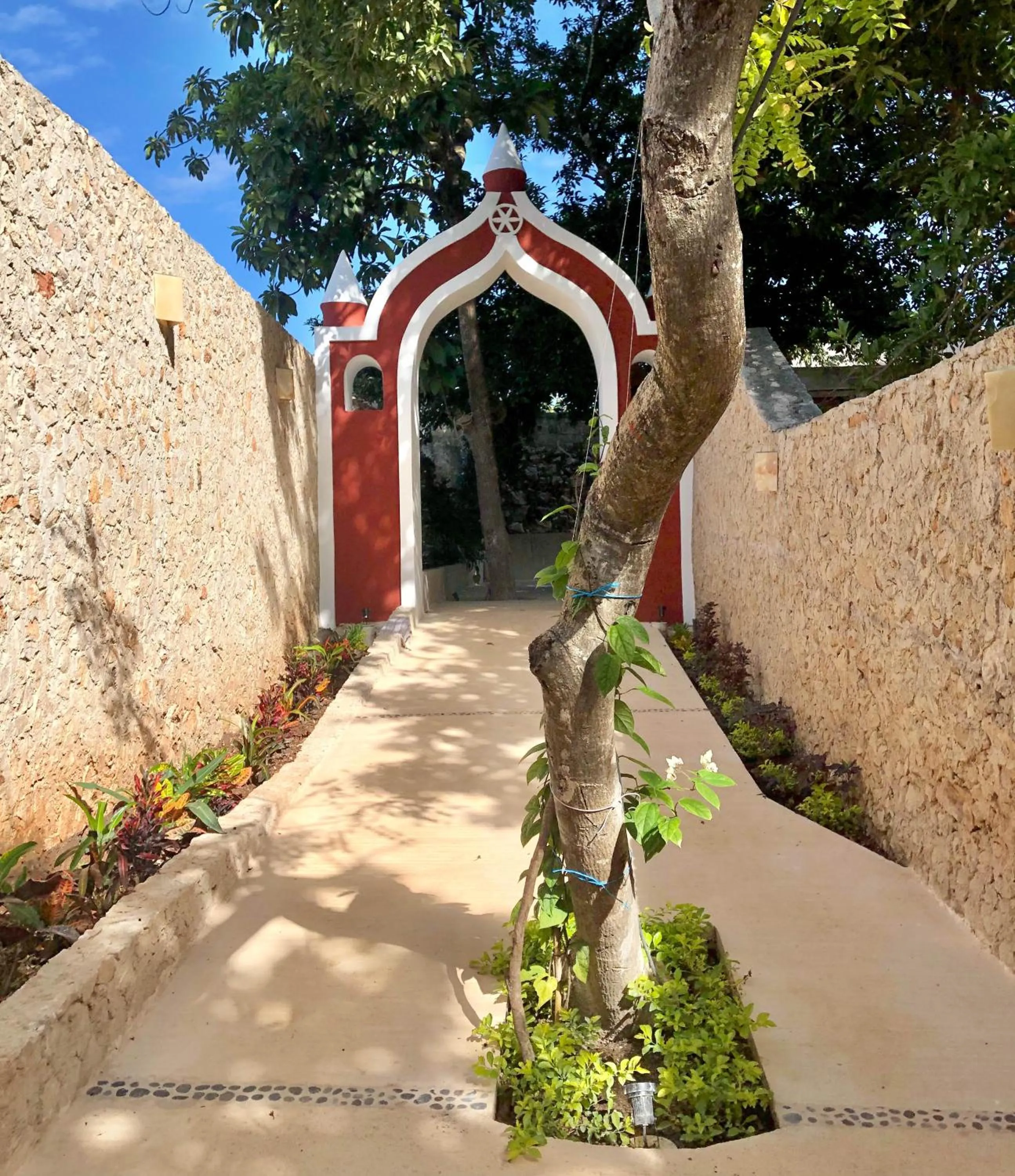 Facade/entrance in Hotel Posada San Juan