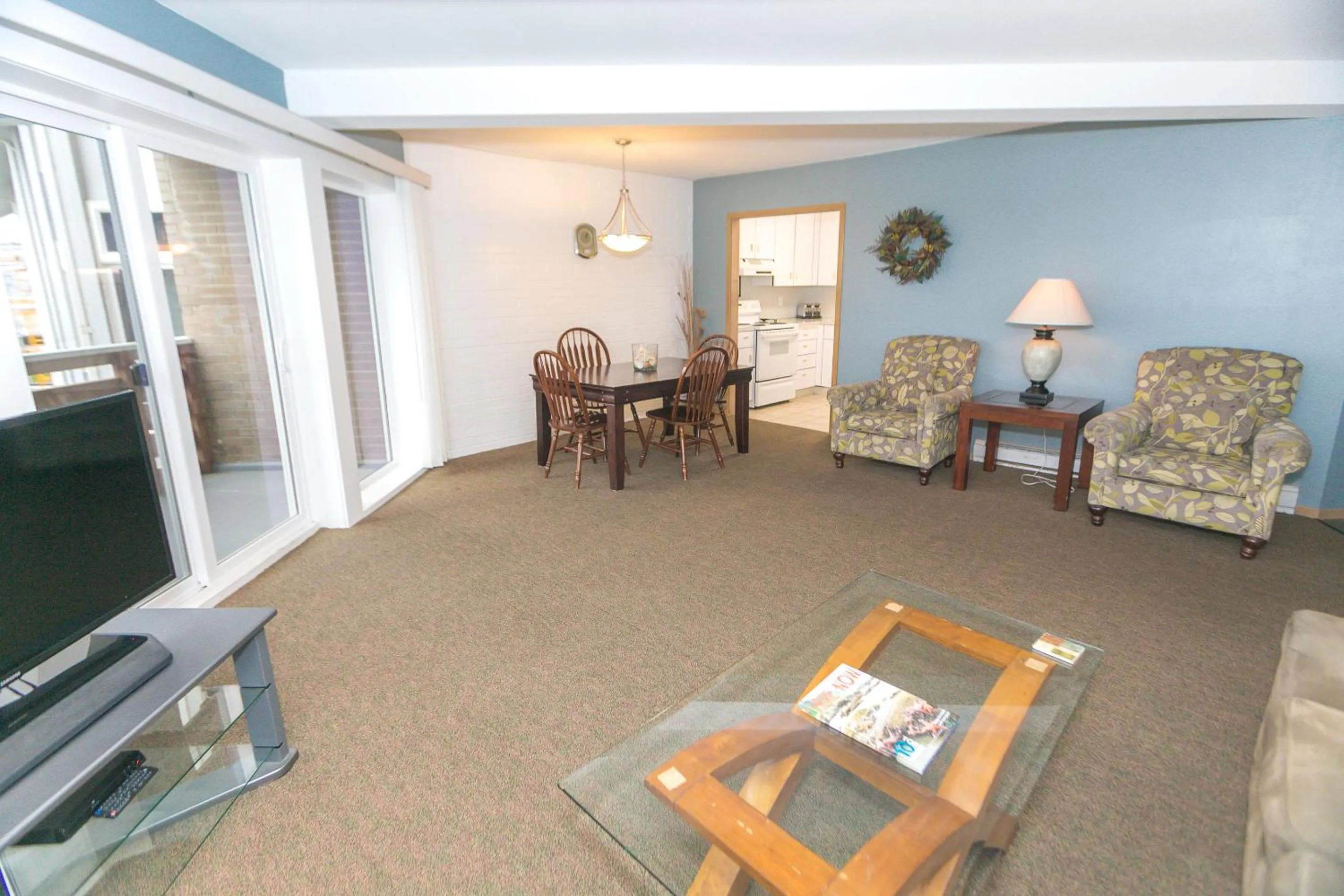 Living room in Grey Gull