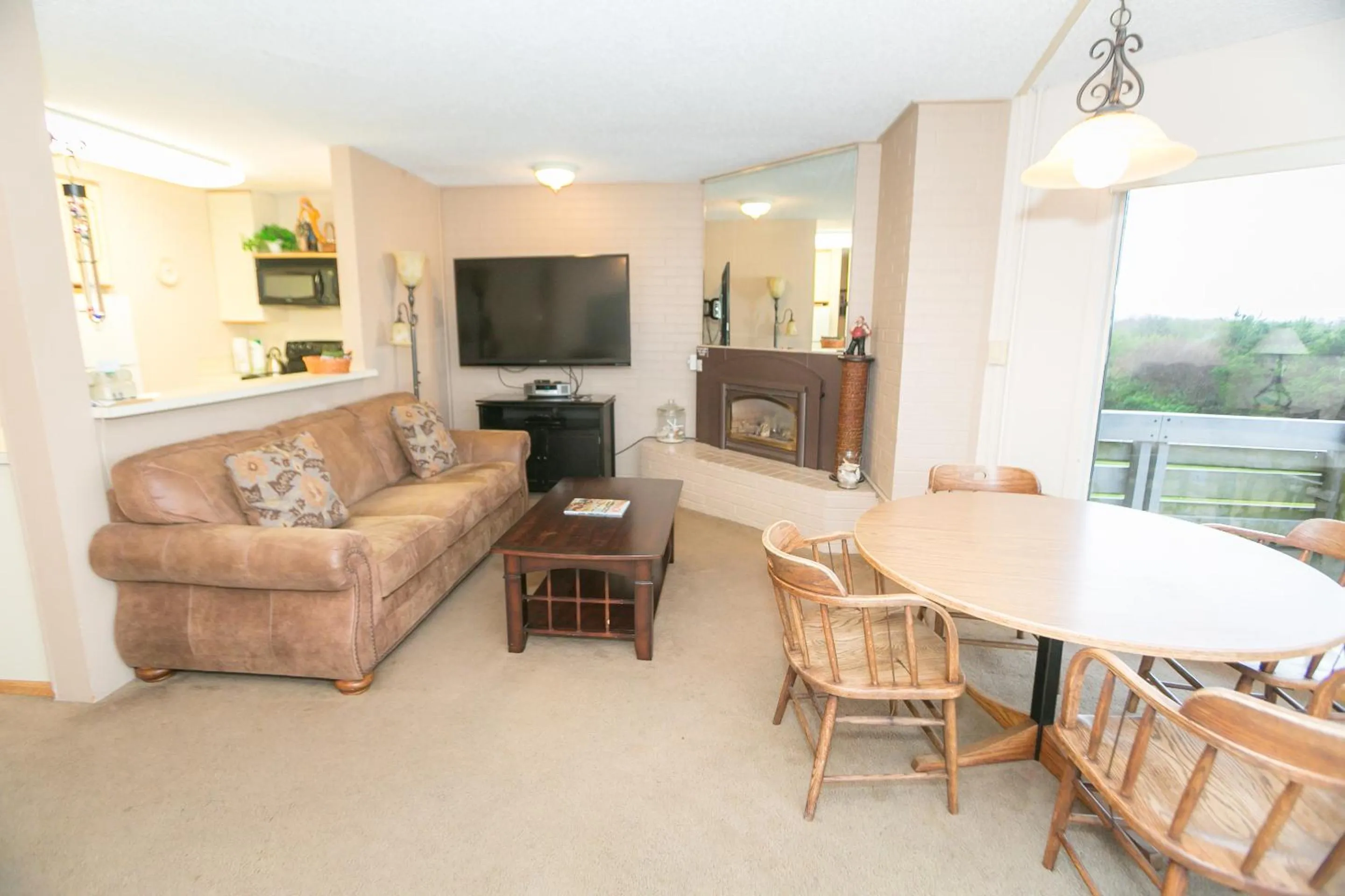 Living room in Grey Gull