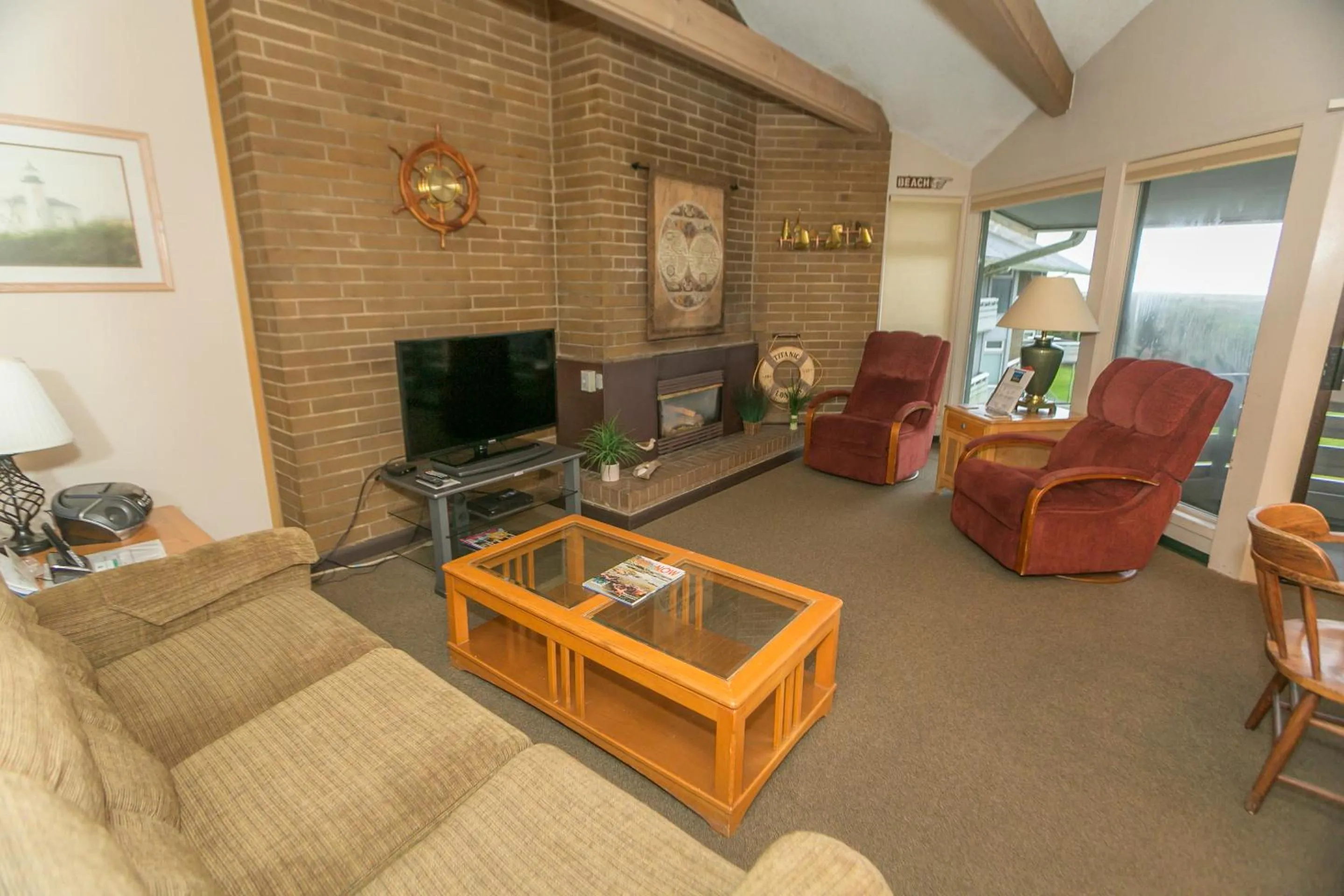 Living room in Grey Gull