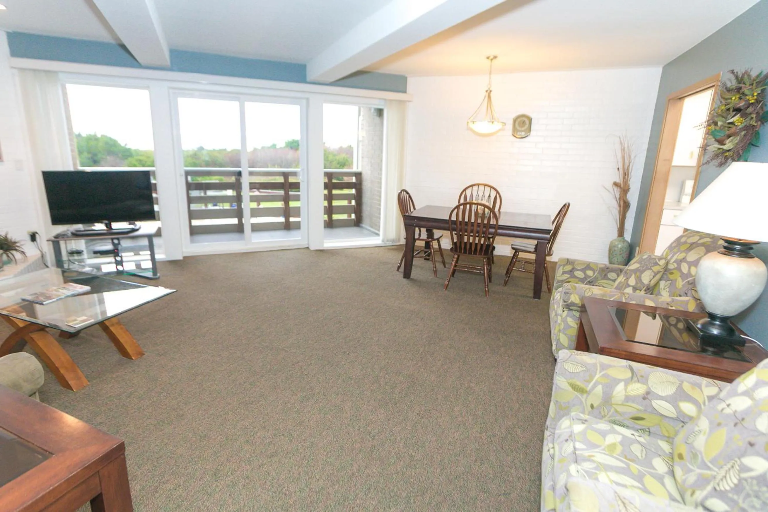 Living room in Grey Gull