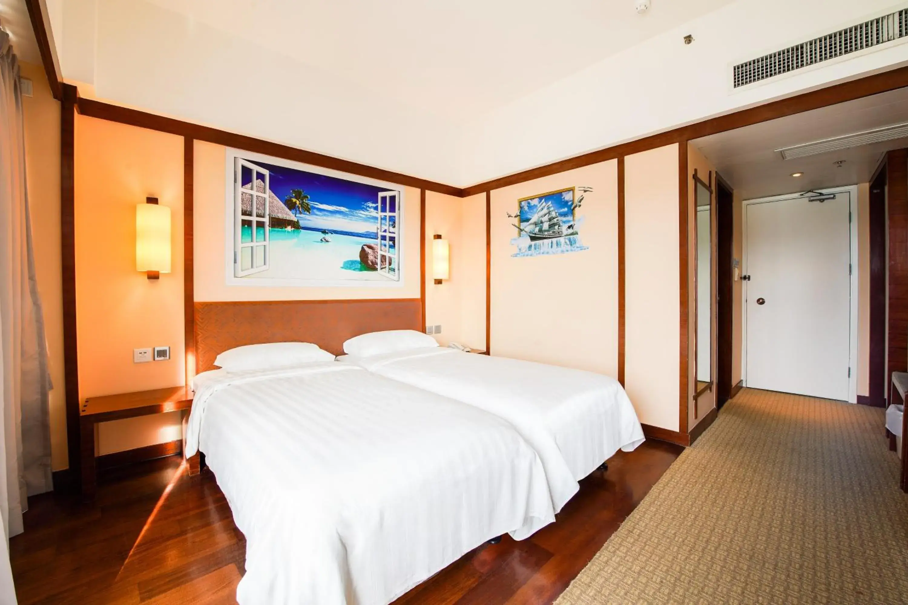 Property building, Bed in Warwick Hotel Cheung Chau Property building, Bed in Warwick Hotel Cheung Chau