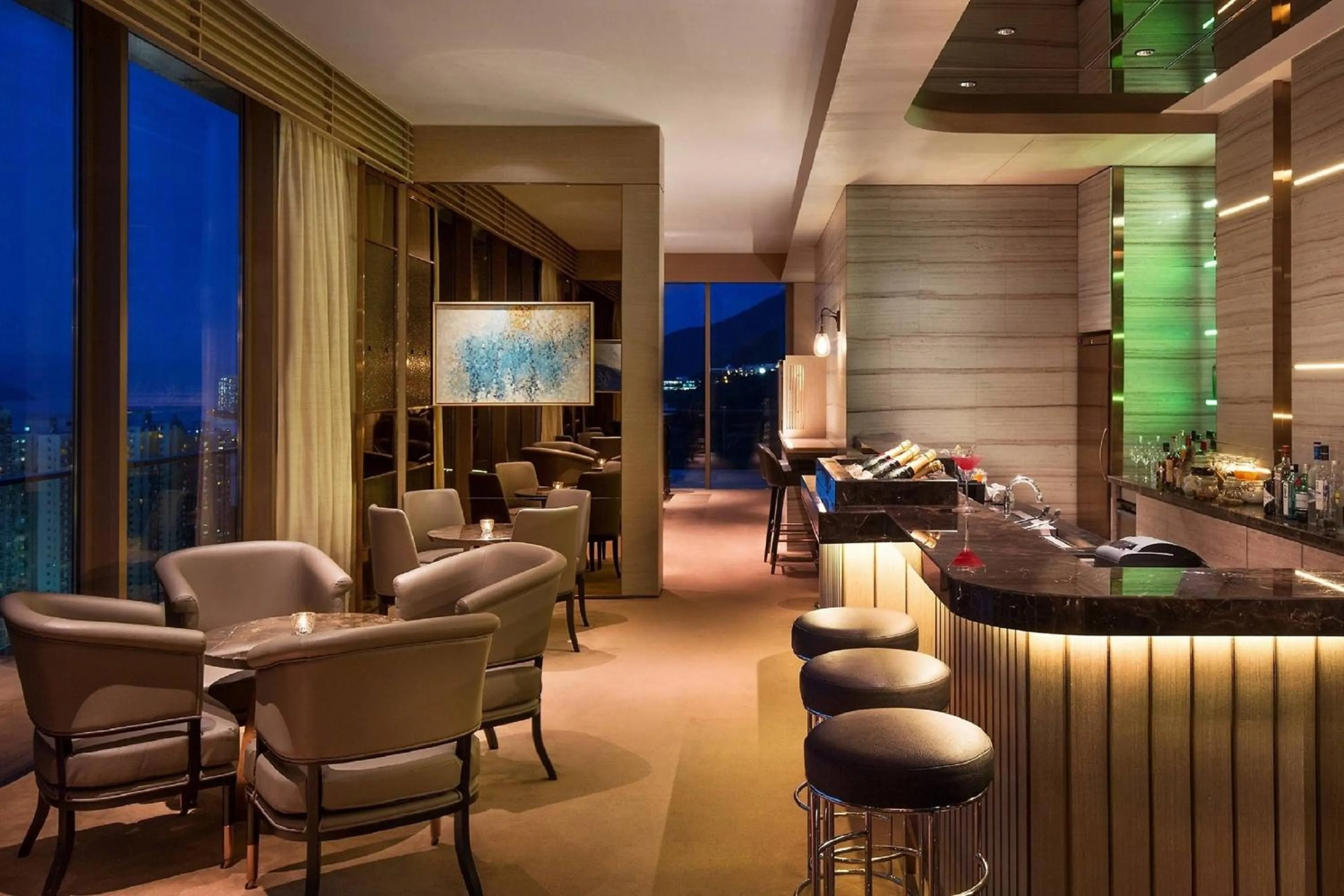 Lounge or bar in Courtyard by Marriott Hong Kong Sha Tin