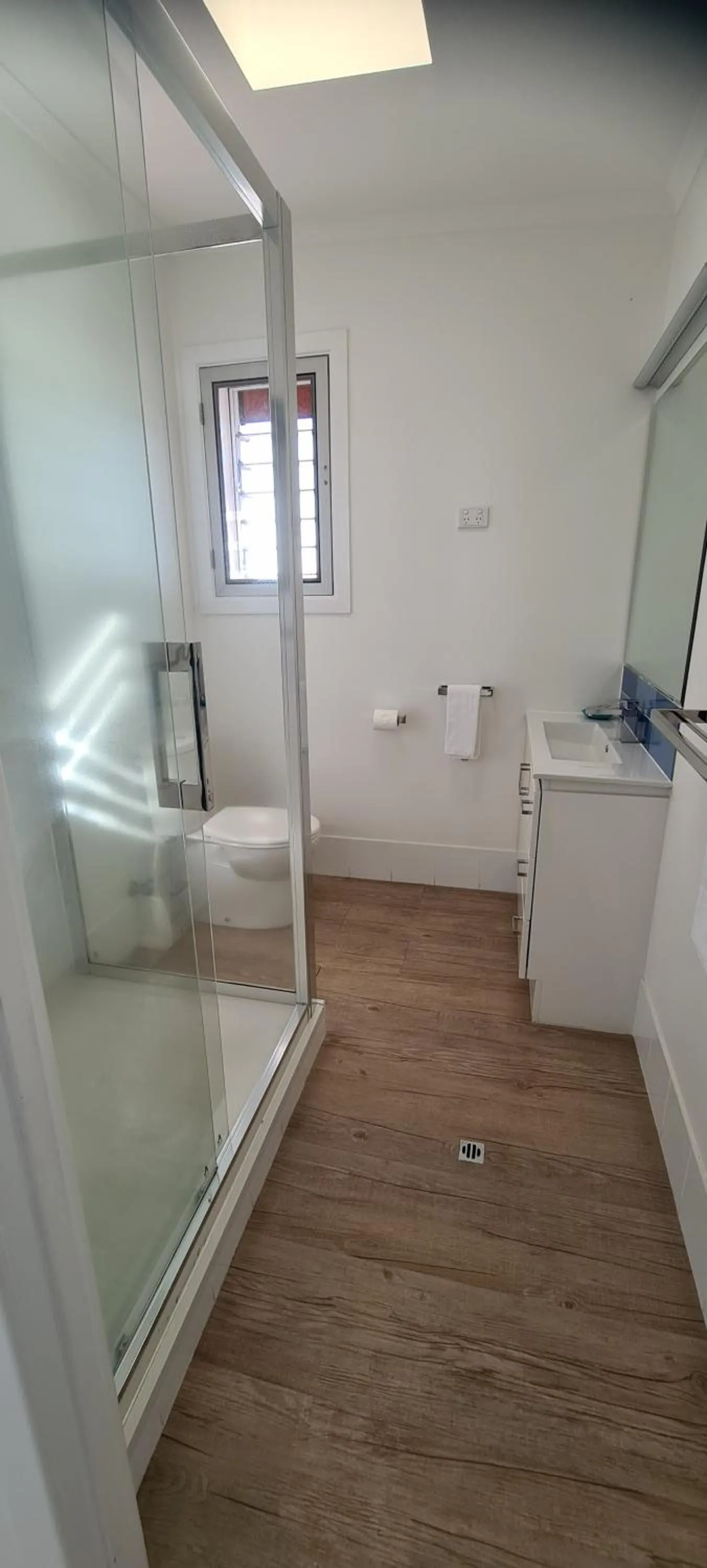 Cardwell Beachfront Motel