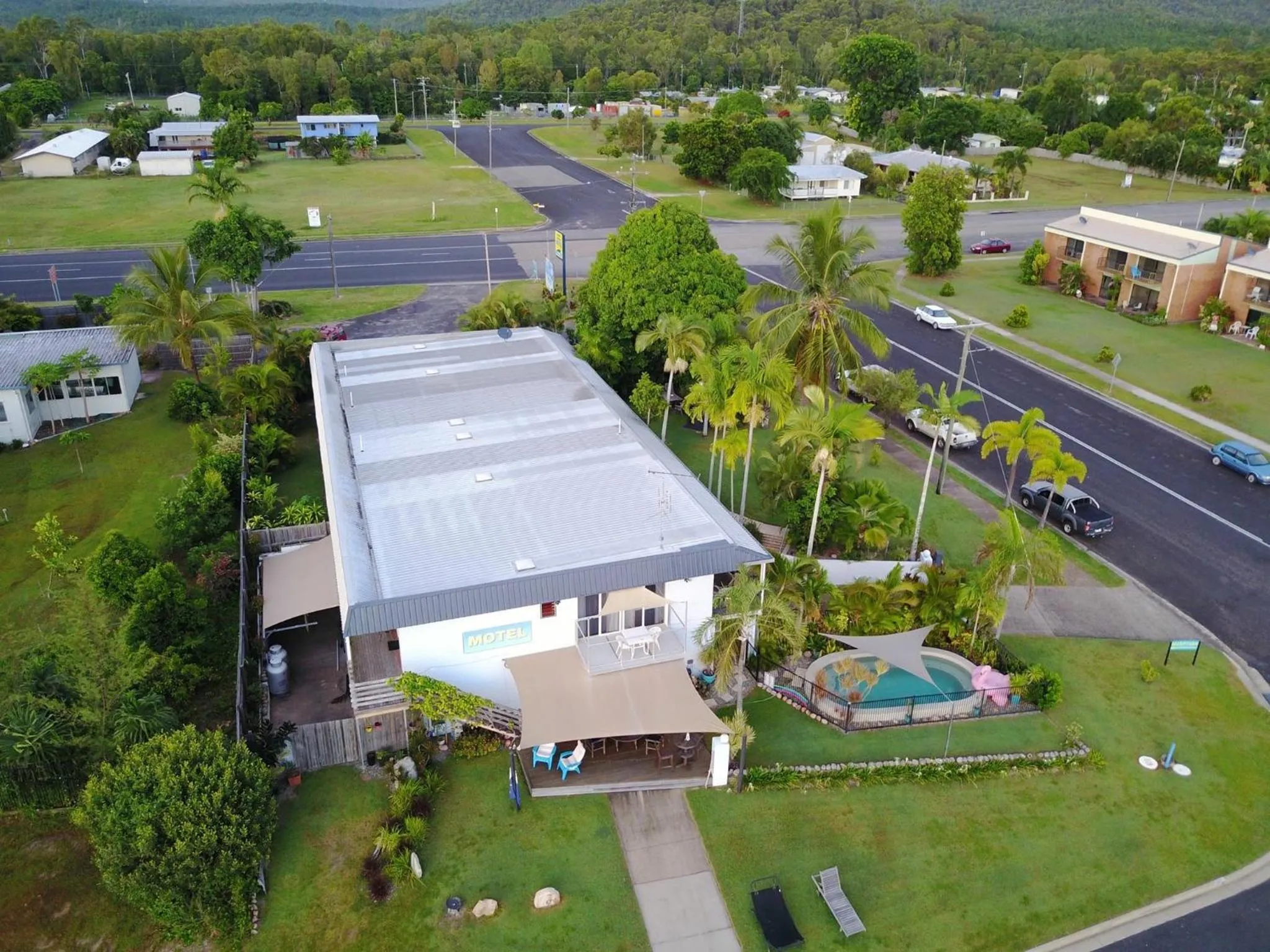 Bird's eye view in Cardwell Beachfront Motel