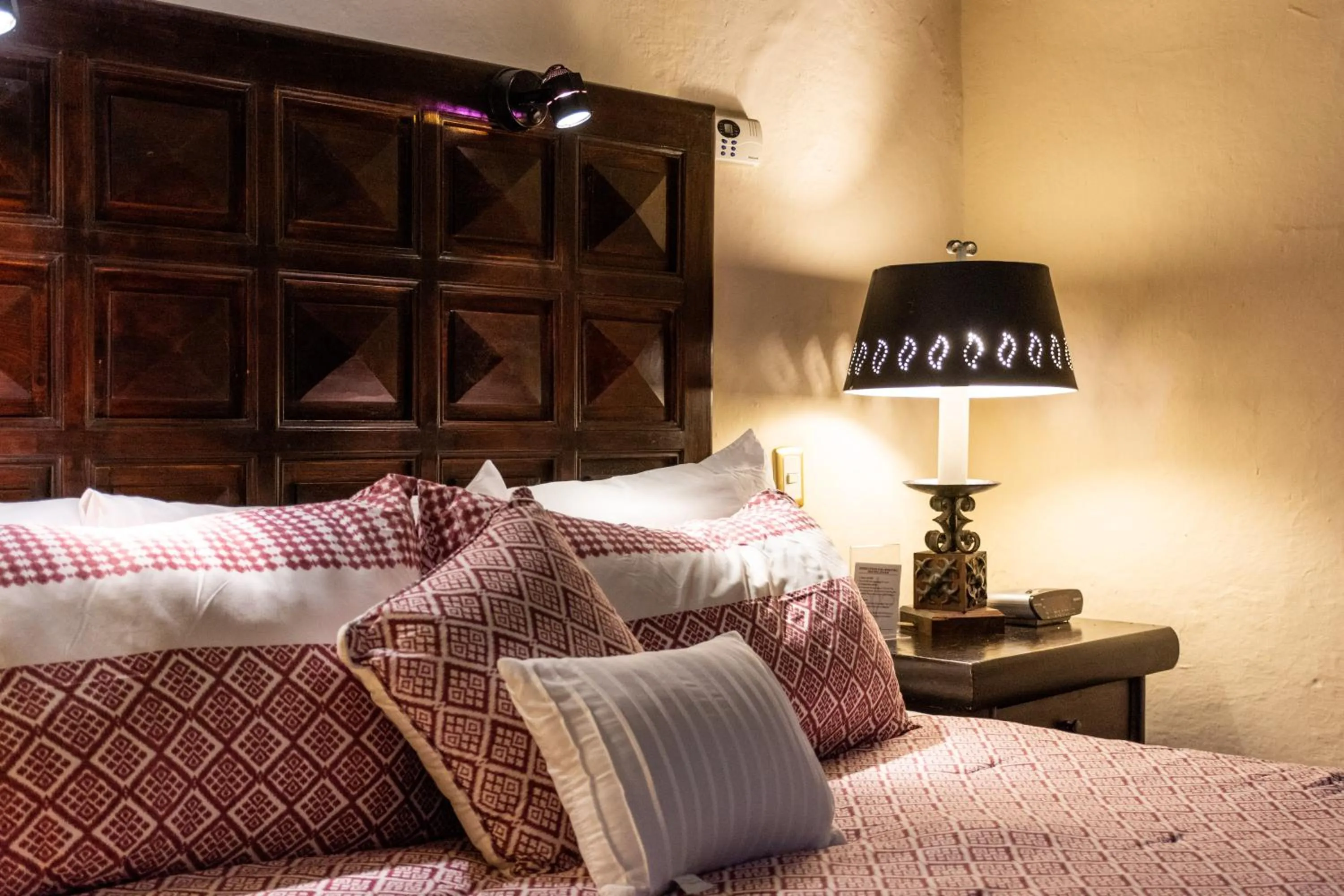 Bed in Hotel Mansion Iturbe