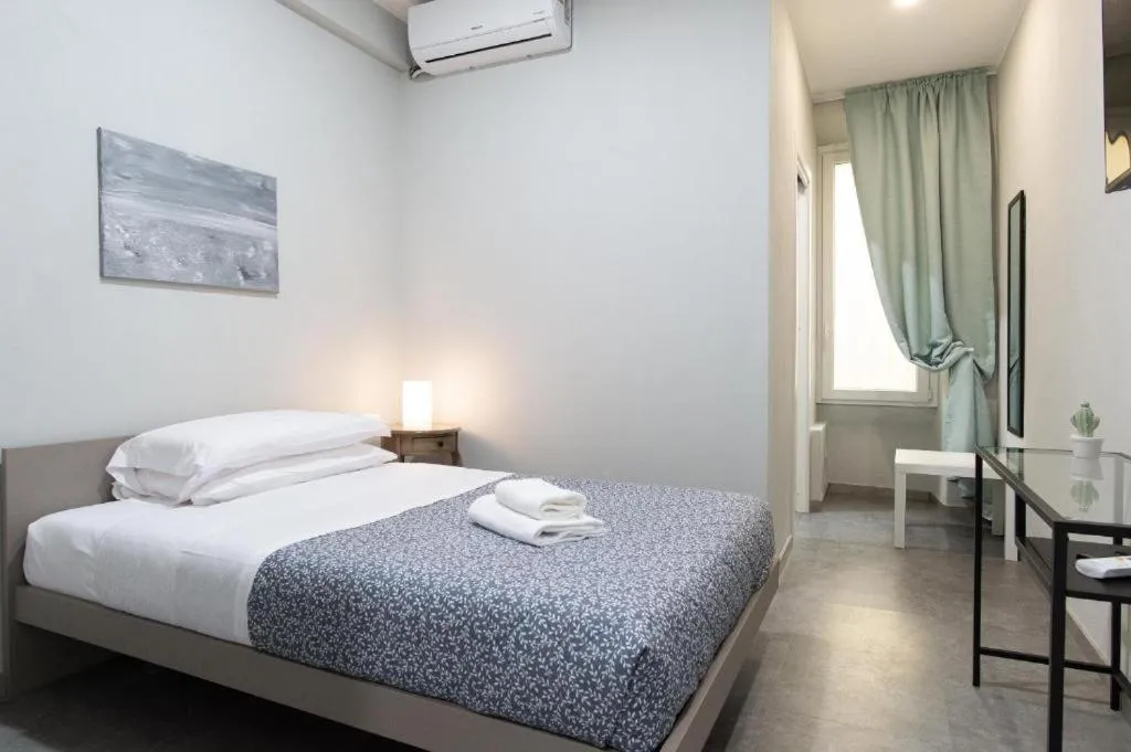 Standard Single Room in GuestHouse o Affittacamere Magenta Baylon Suite B