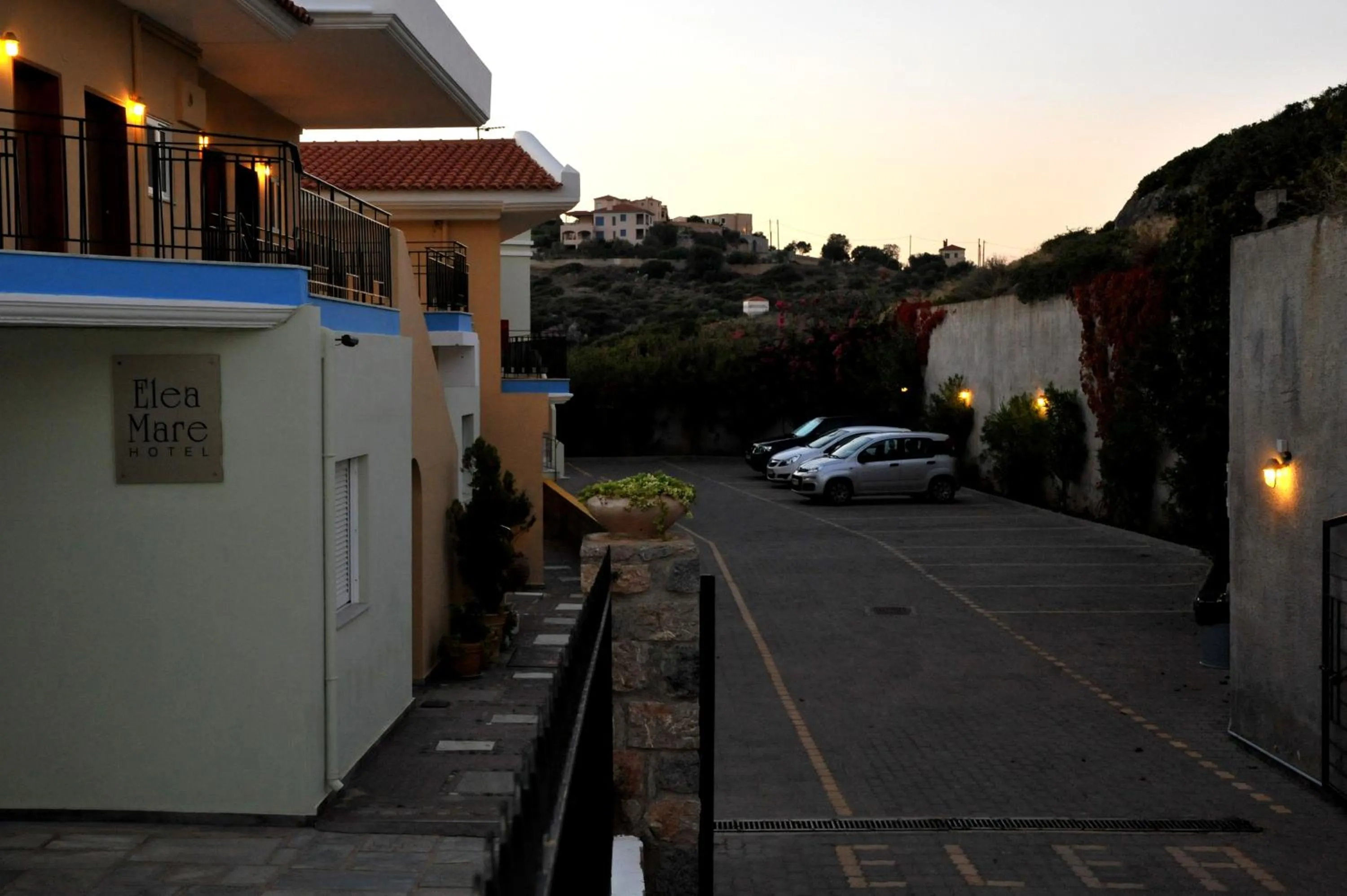 Facade/entrance in Elea Mare