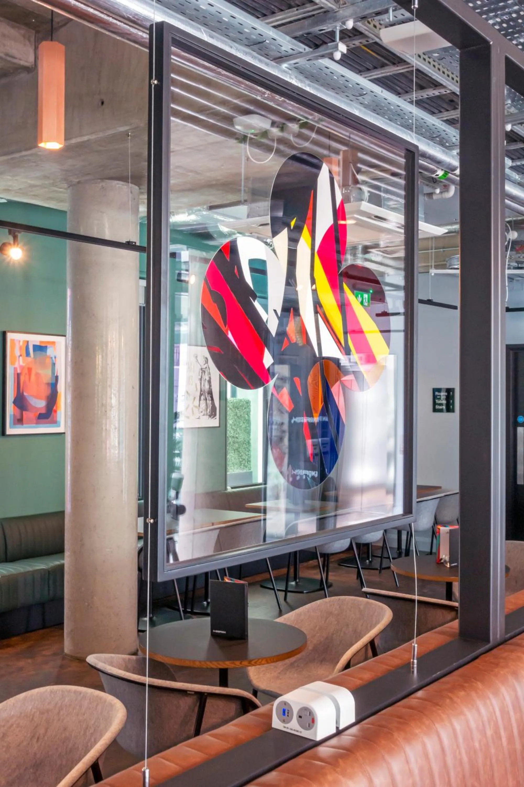 Lounge or bar in The Hendrick Smithfield