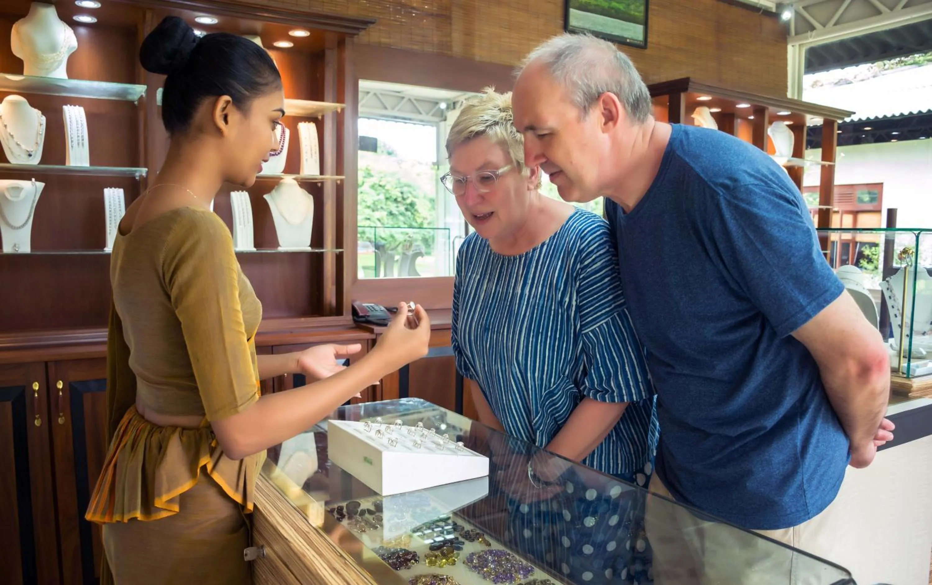 On-site shops in Camellia Resort And Spa