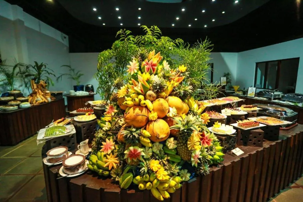 Restaurant/places to eat in Camellia Resort And Spa