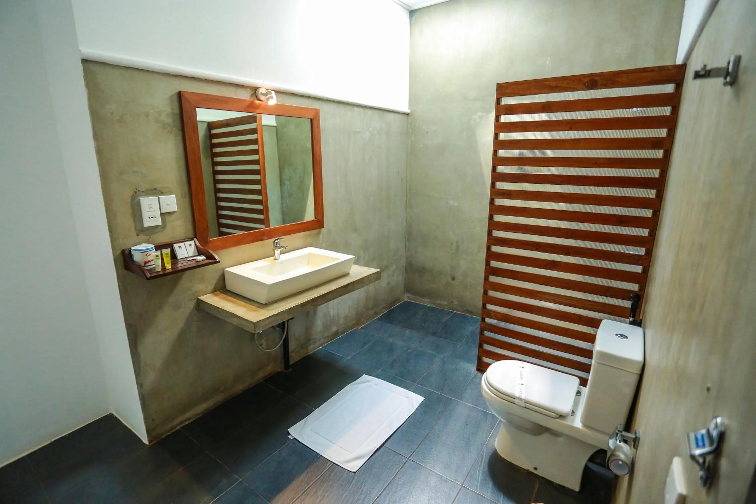 Shower in Camellia Resort And Spa