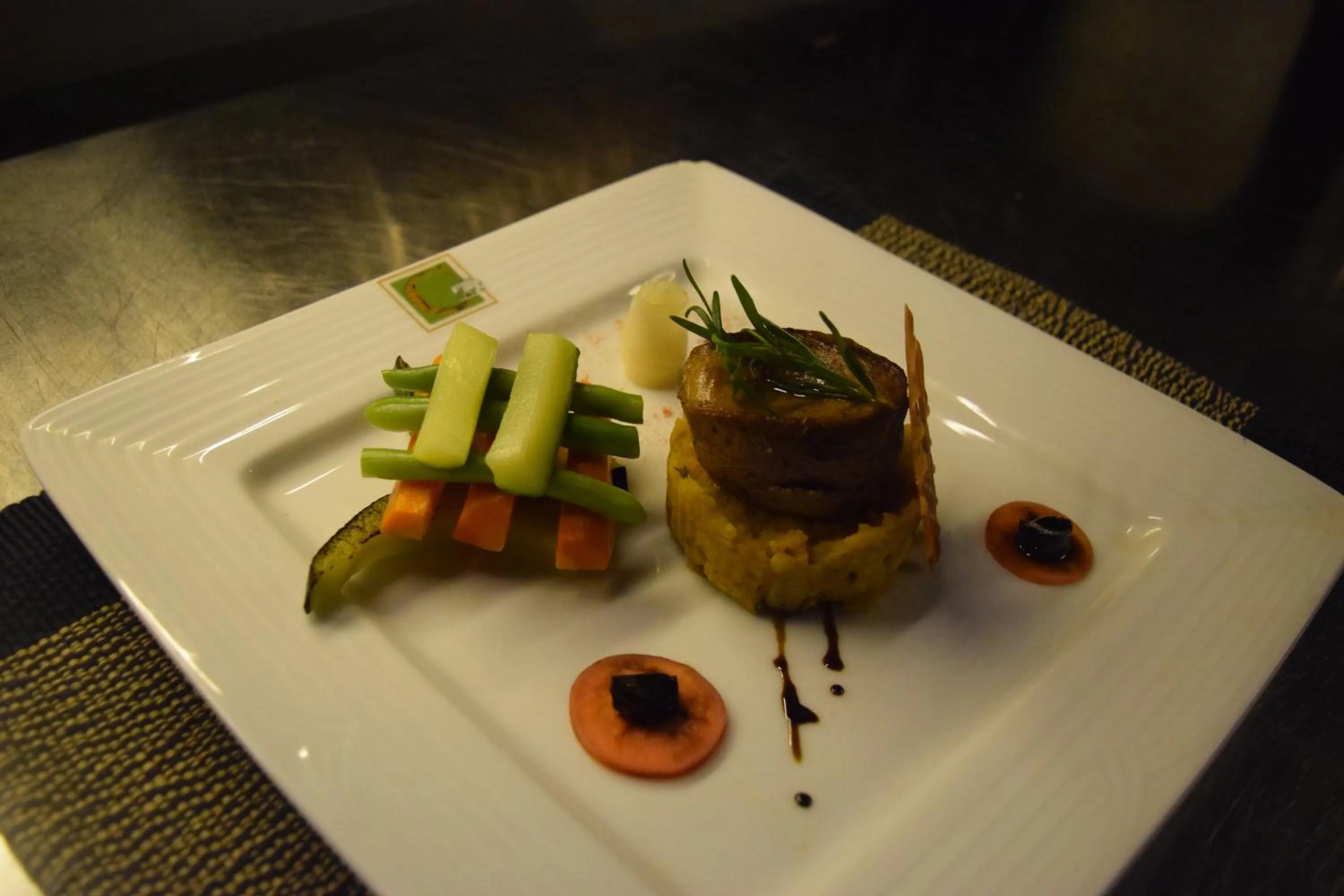 Food and drinks in Camellia Resort And Spa