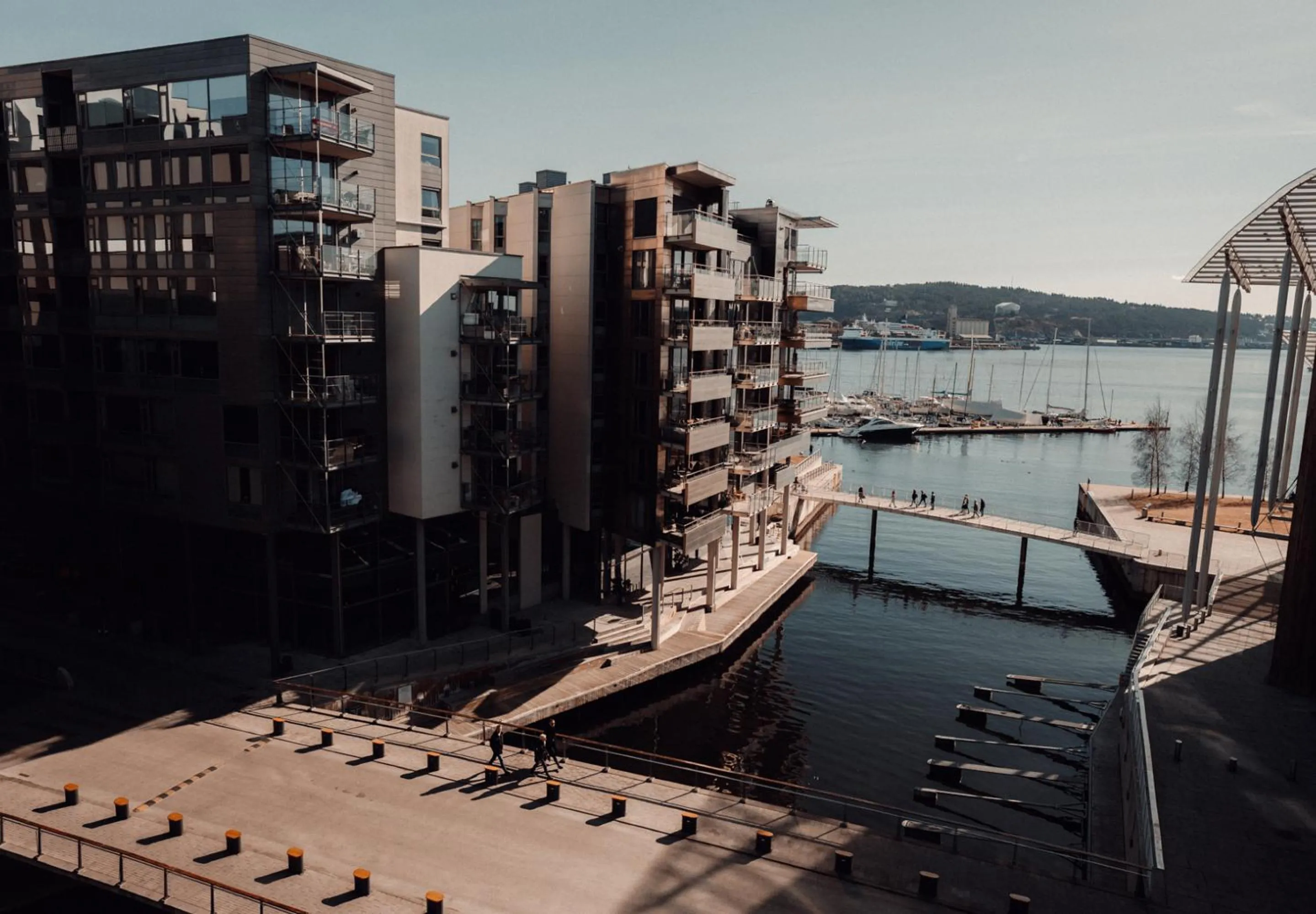 Balcony/Terrace in The Thief