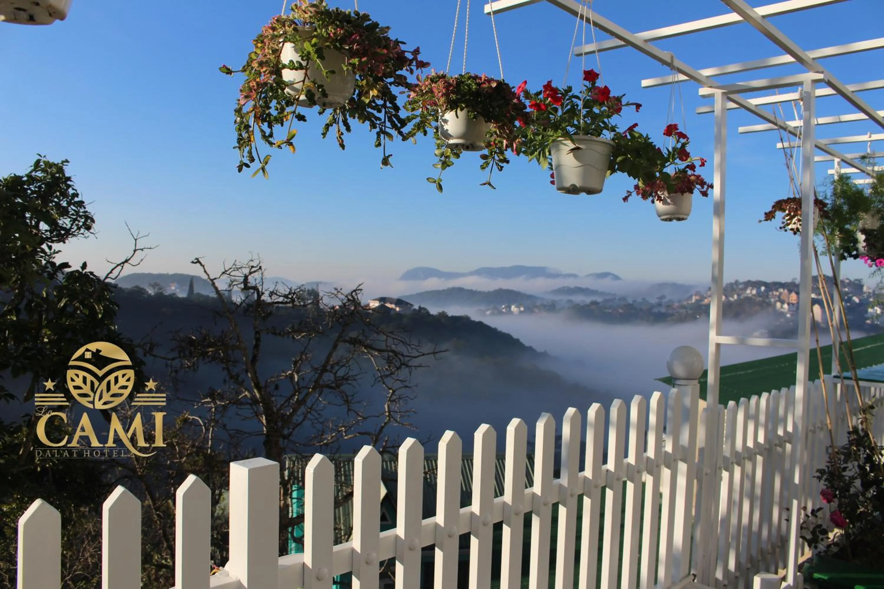 Property building in Lacami Dalat Hotel