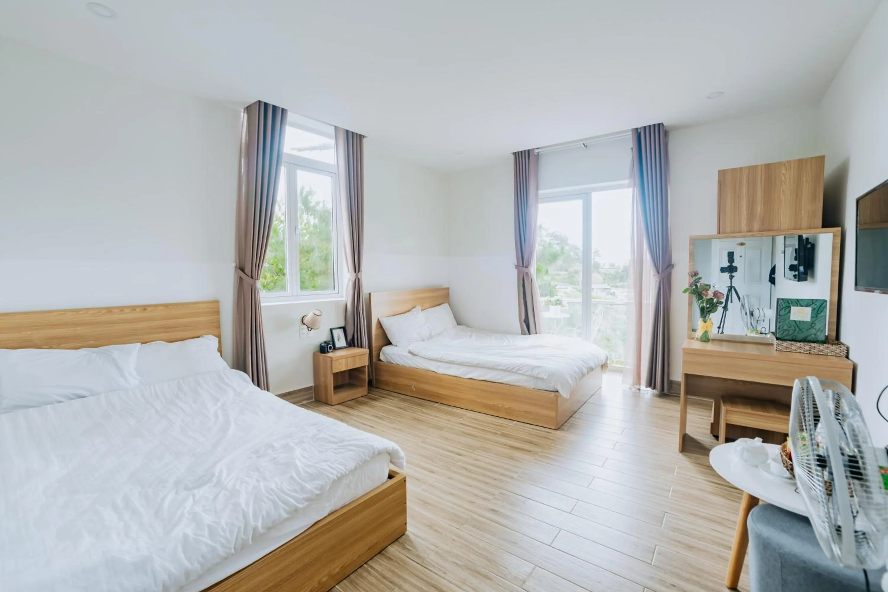 Photo of the whole room, Bed in Lacami Dalat Hotel