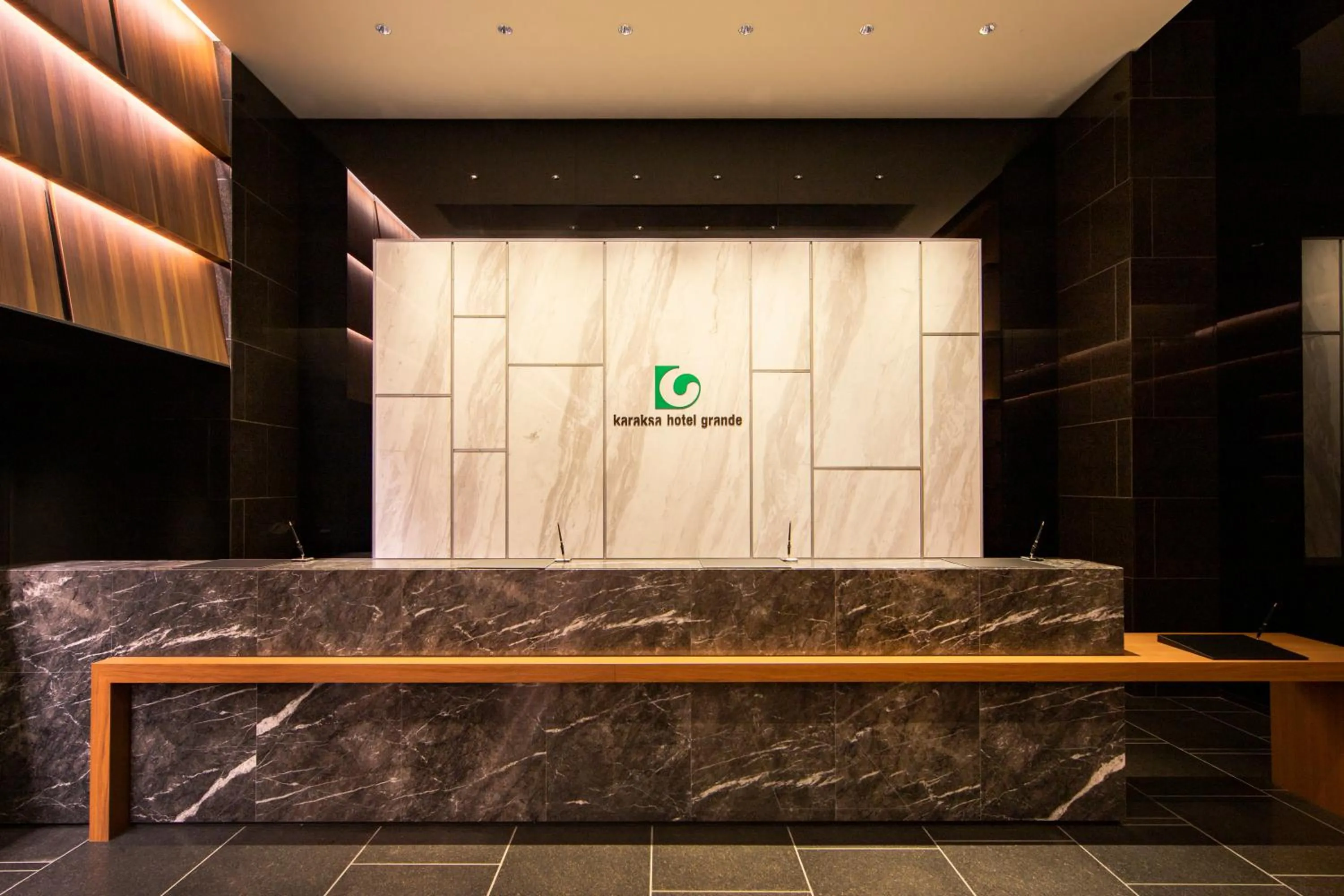 Lobby or reception in karaksa hotel grande Shin-Osaka Tower