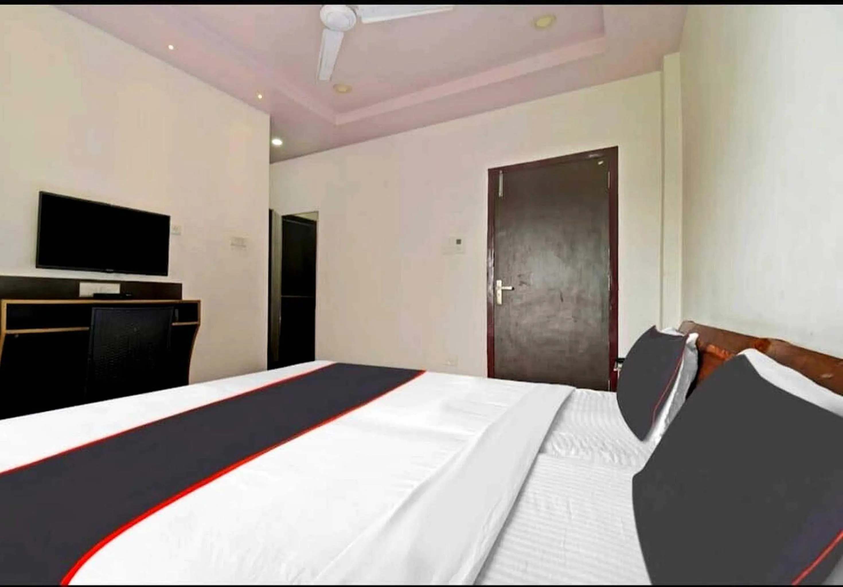 Bedroom in Collection O Megha Resort