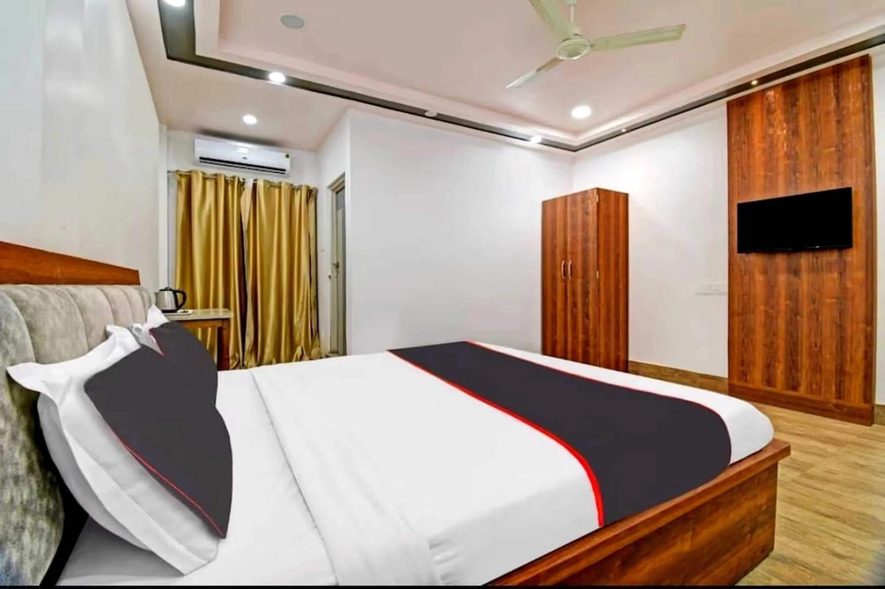 Bedroom in Collection O Megha Resort