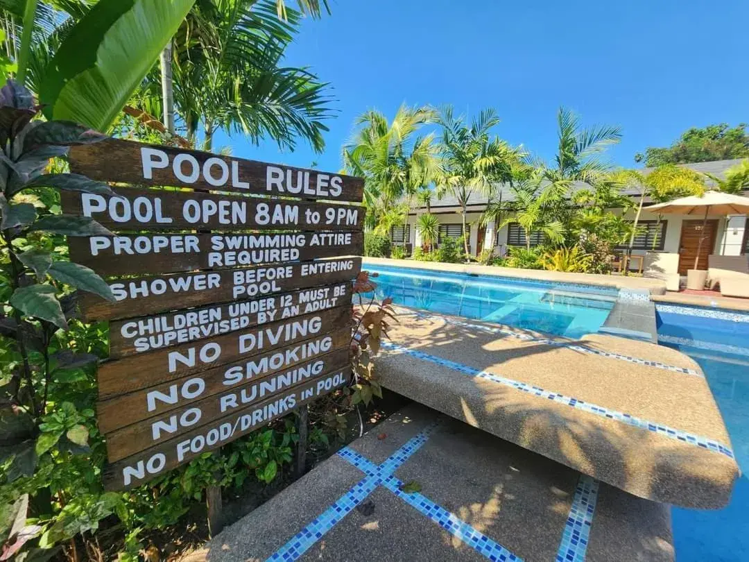 Swimming pool in Marand Beach Resort Swimming pool in Marand Beach Resort