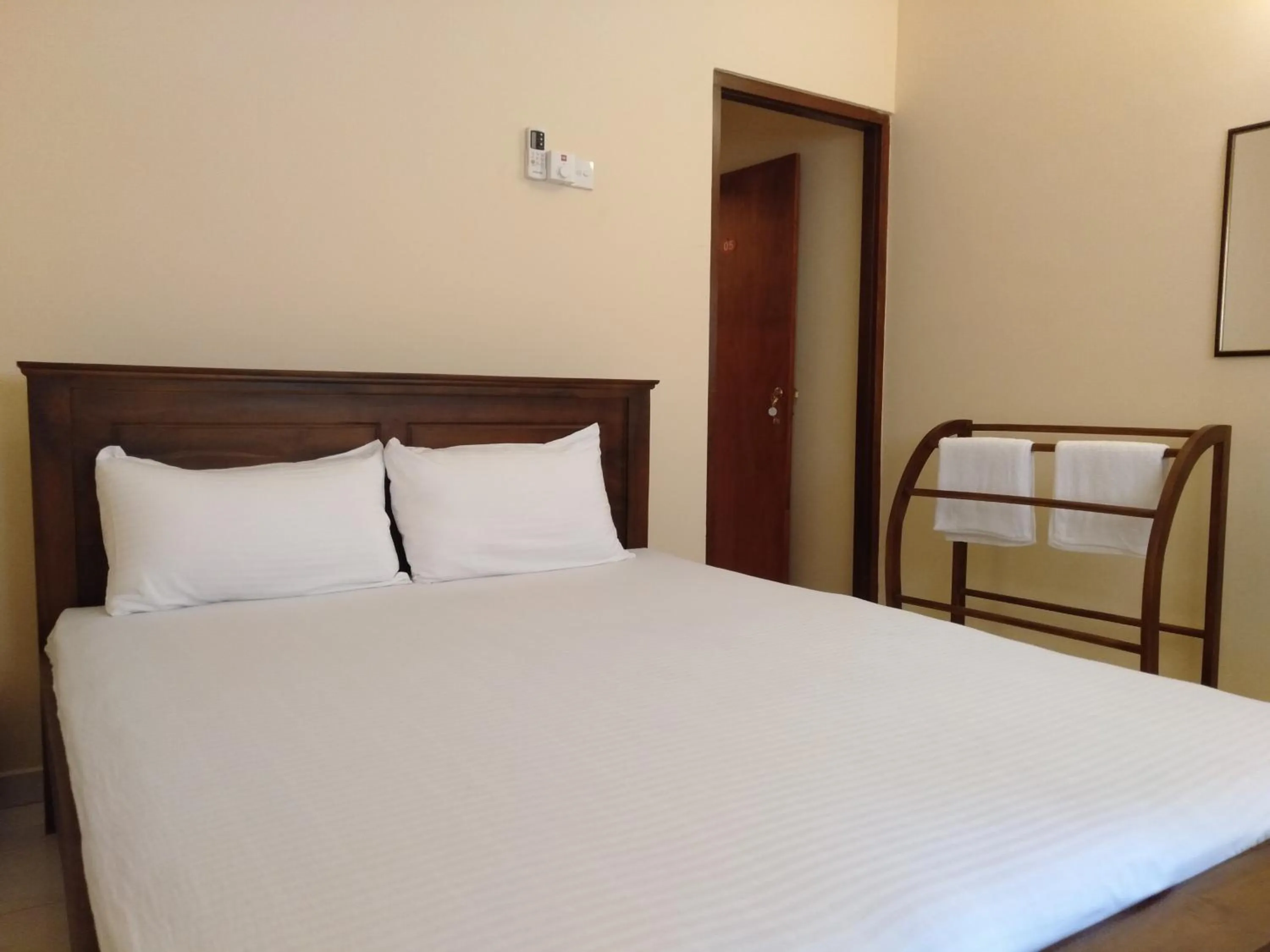 Photo of the whole room, Bed in New Sanmi Resort