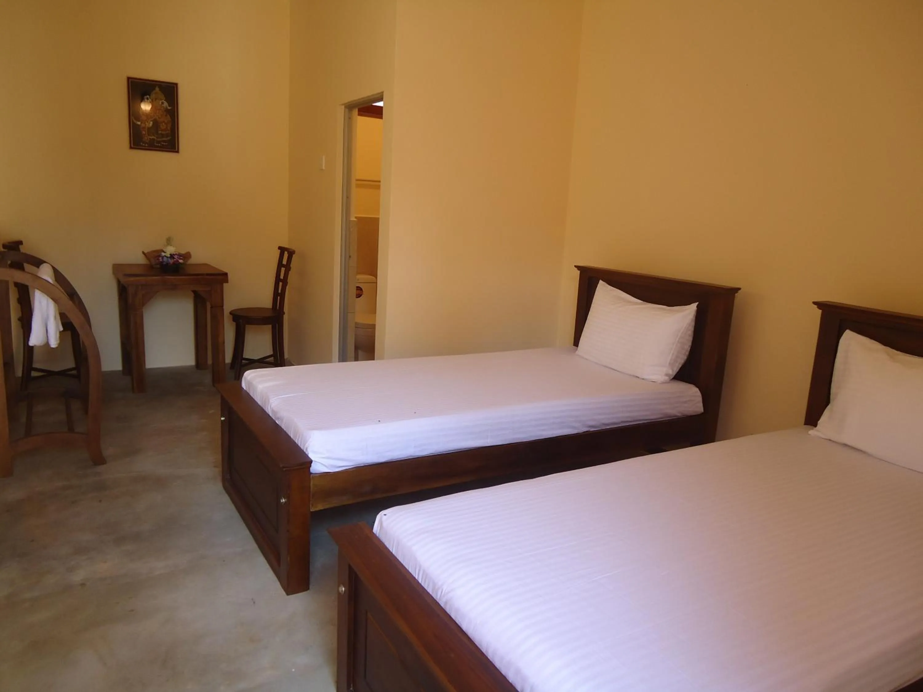 Photo of the whole room, Bed in New Sanmi Resort
