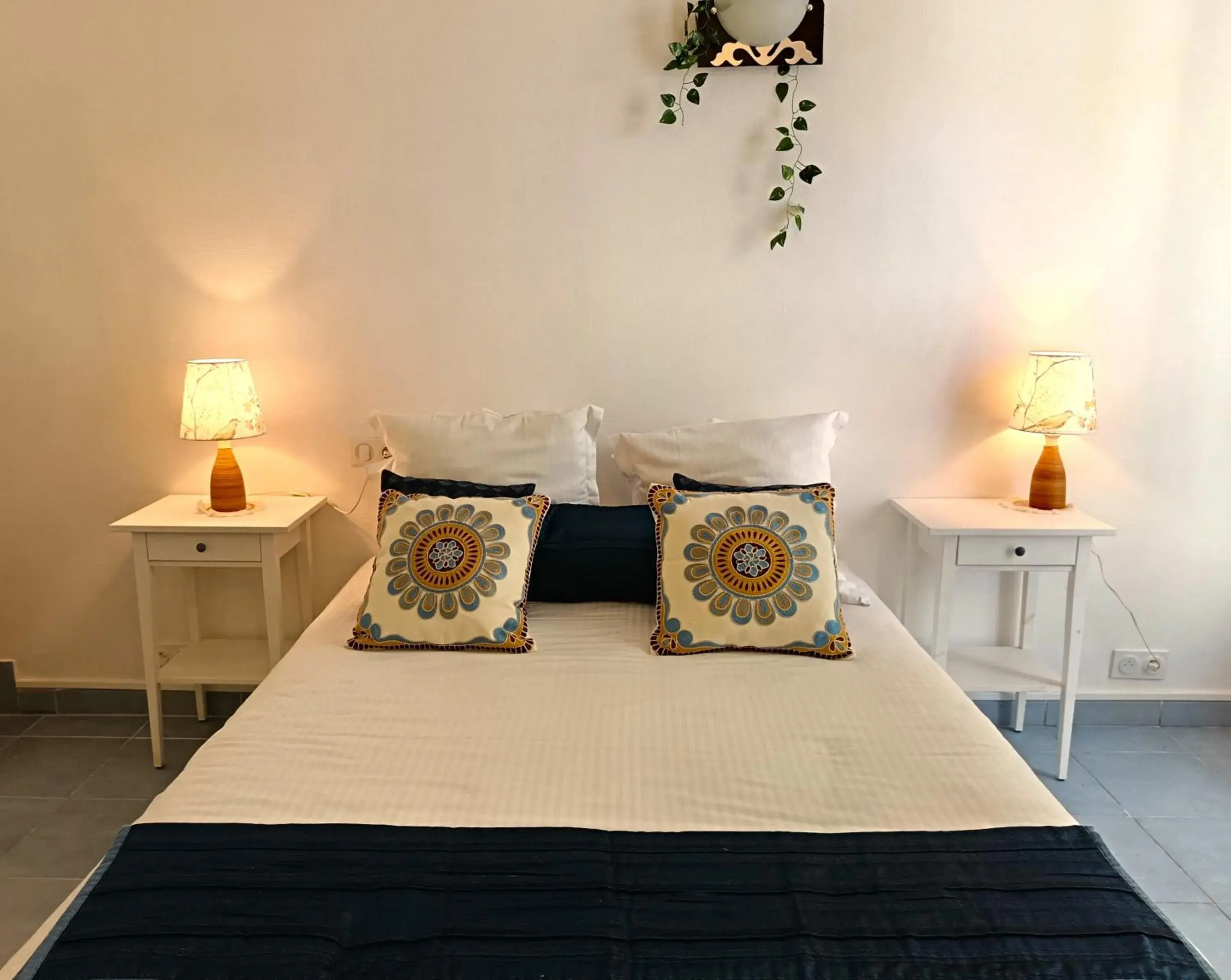 Bedroom, Bed in Hôtel Le Méditerranée Bedroom, Bed in Hôtel Le Méditerranée