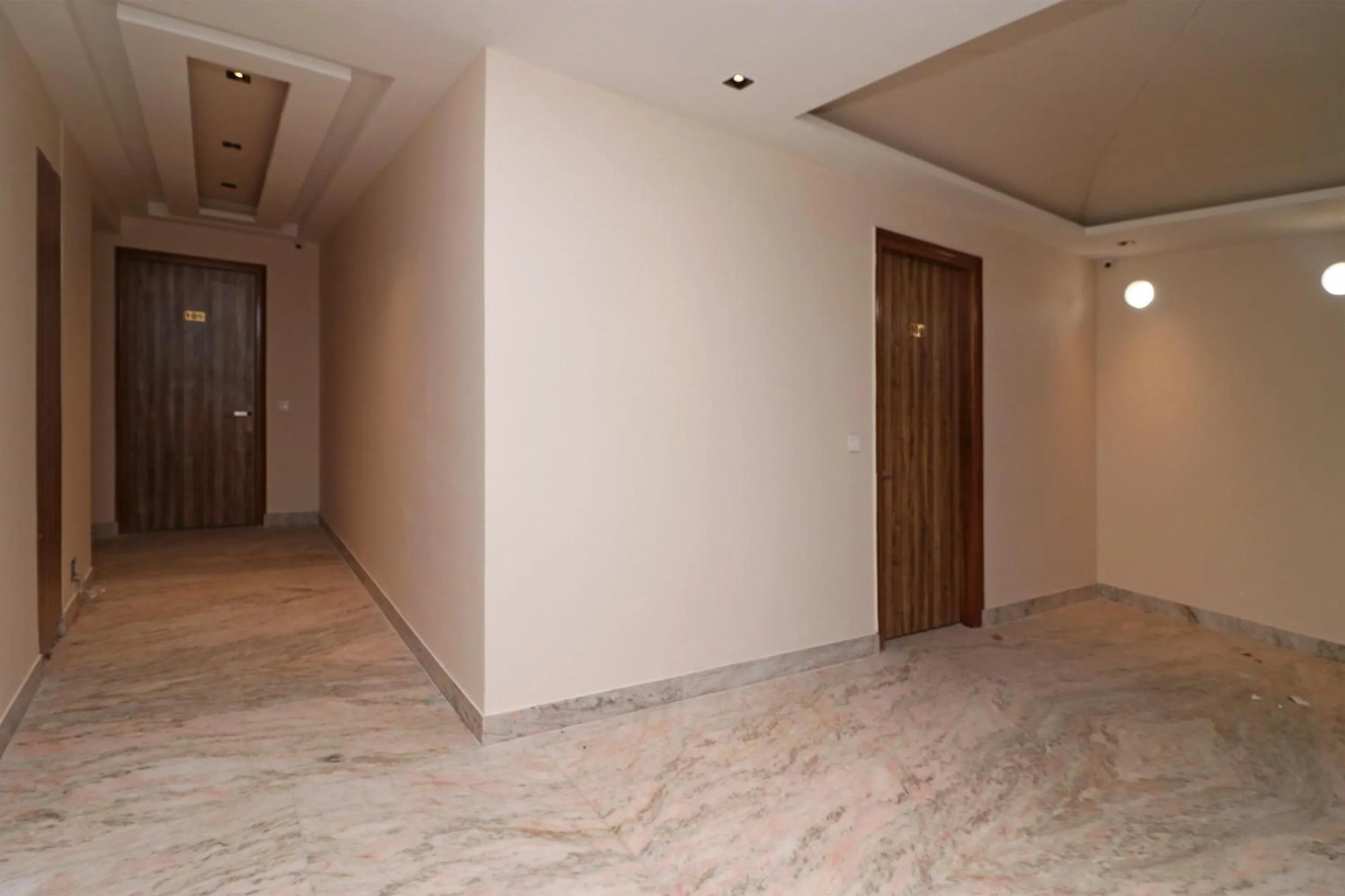 Lobby or reception in Hotel O Brent wood