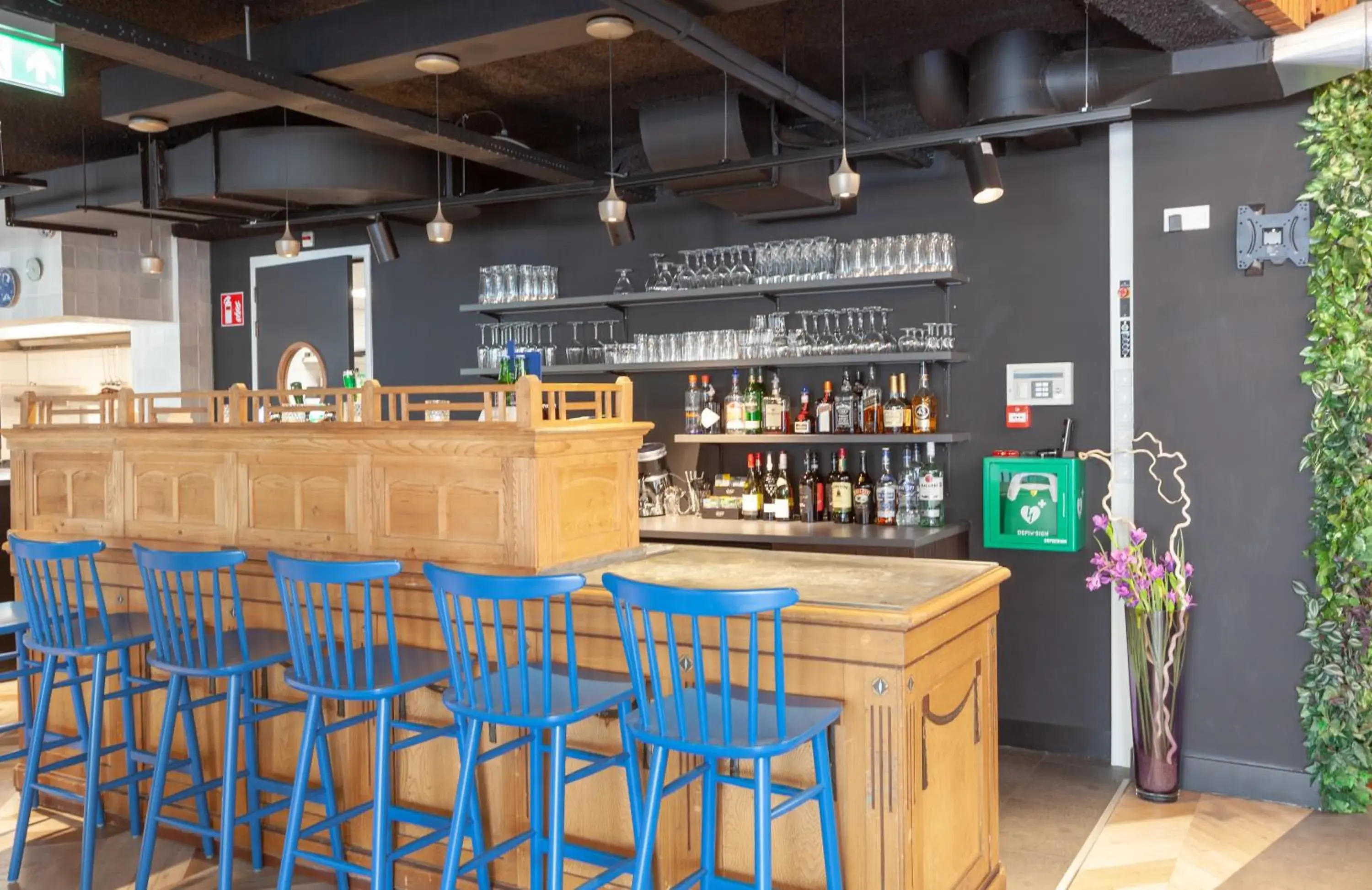 Lounge or bar in Best Western Plus Hotel Amstelveen Lounge or bar in Best Western Plus Hotel Amstelveen