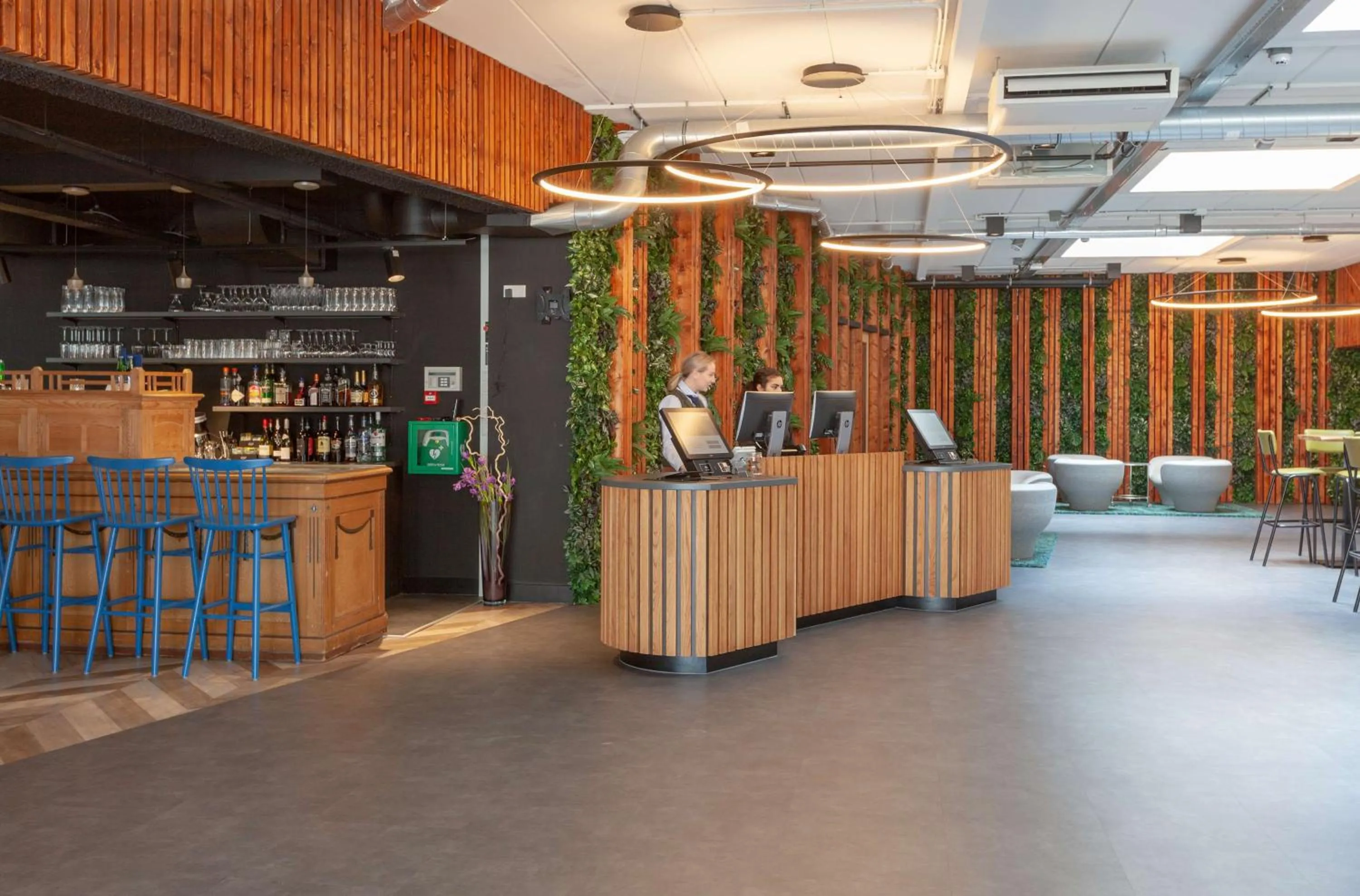 Lobby or reception in Best Western Plus Hotel Amstelveen