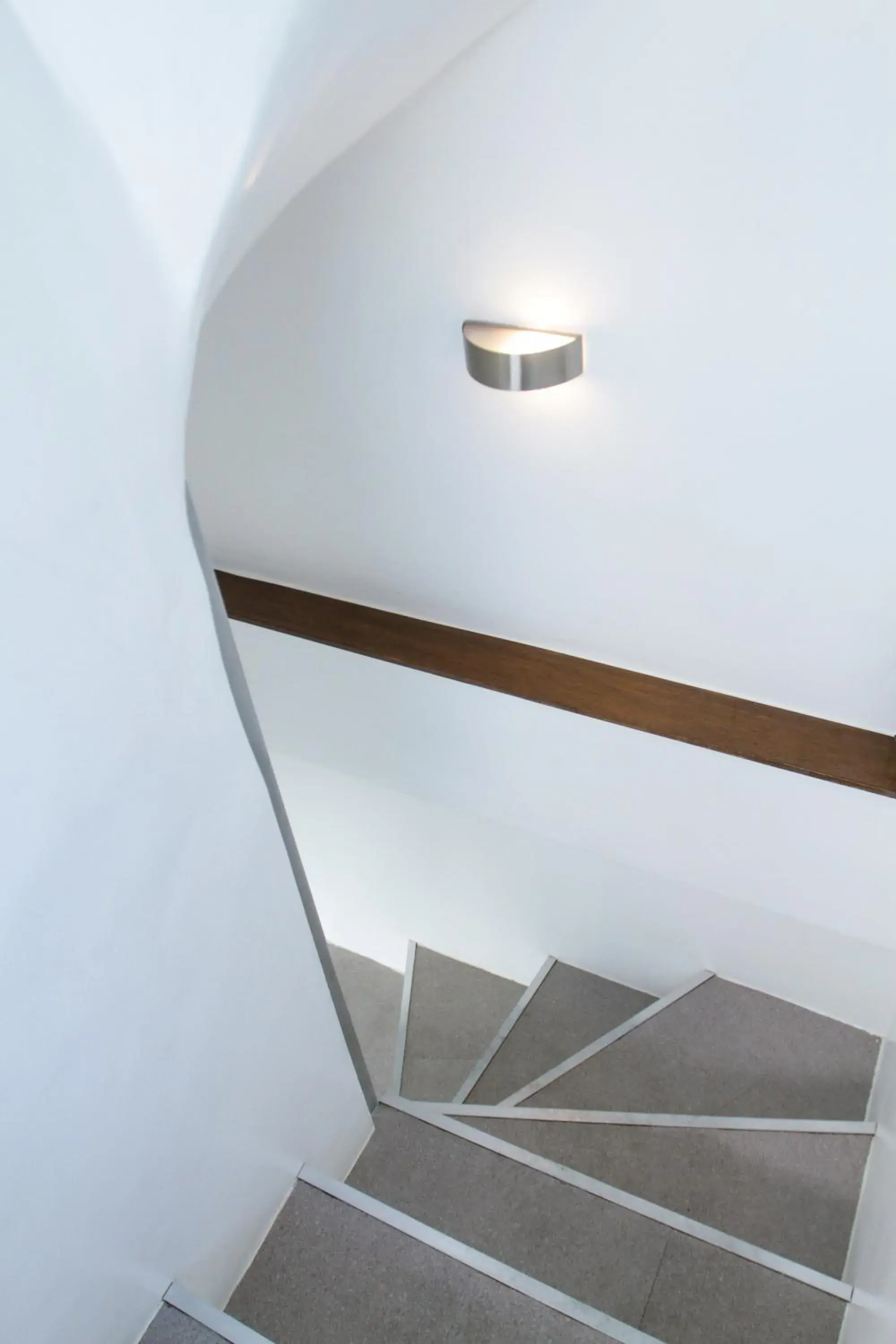 Property building in Gomez House Property building in Gomez House