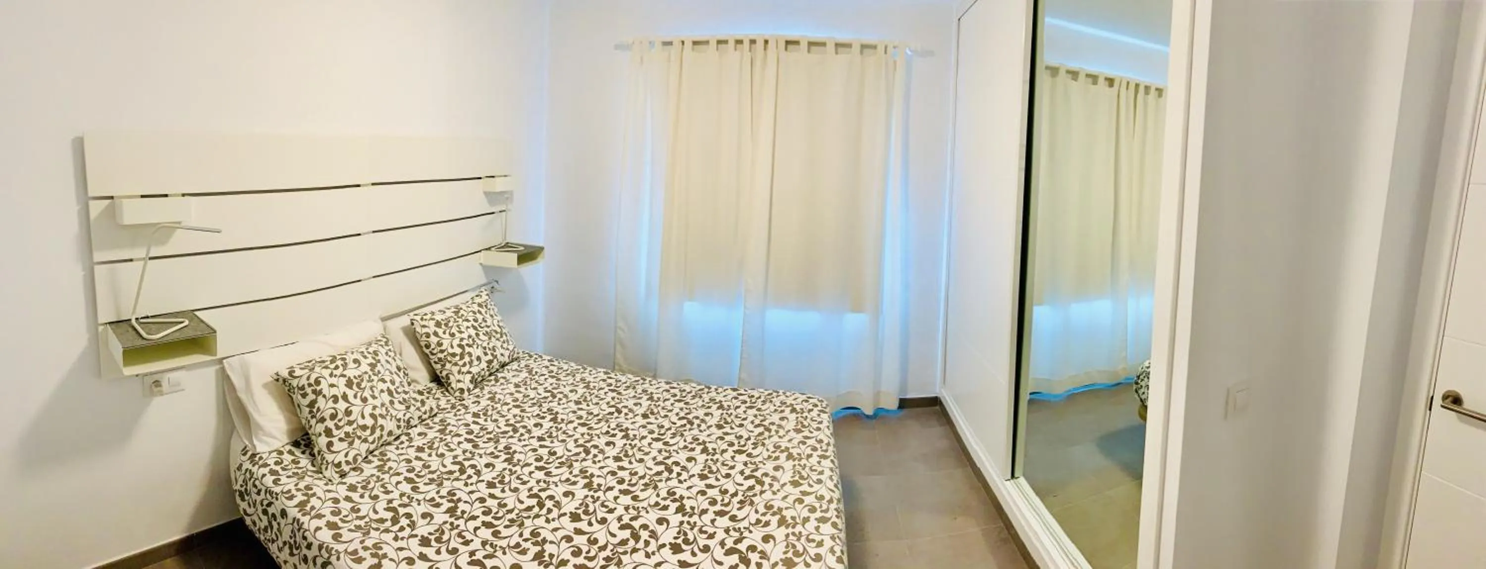 Bed in Apartamentos Zalabar