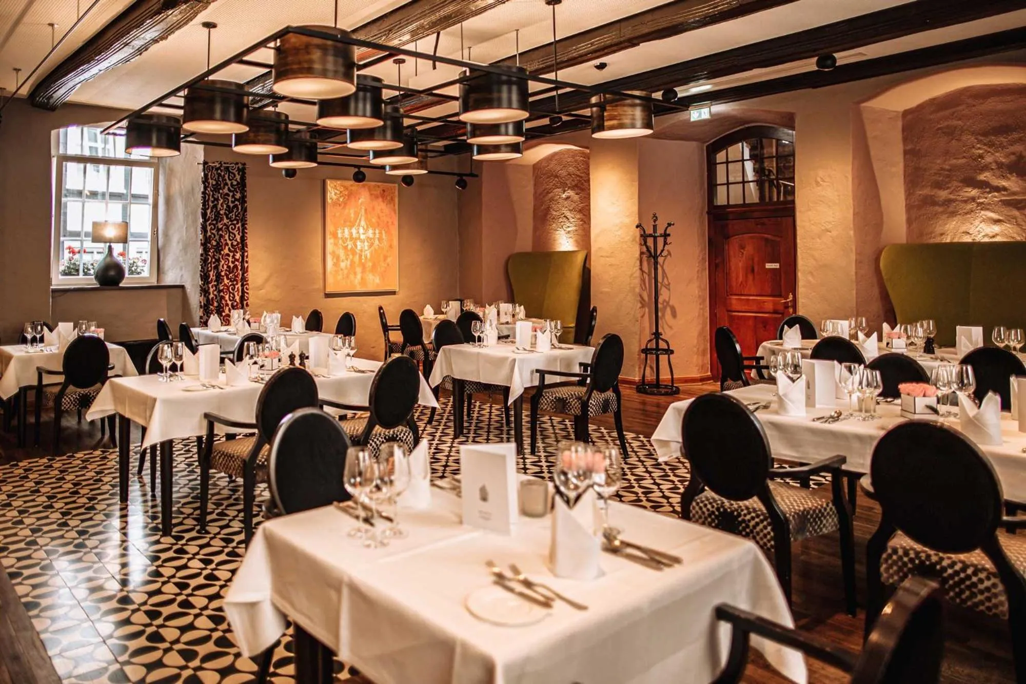 Restaurant/places to eat in Romantik Hotel Walhalla