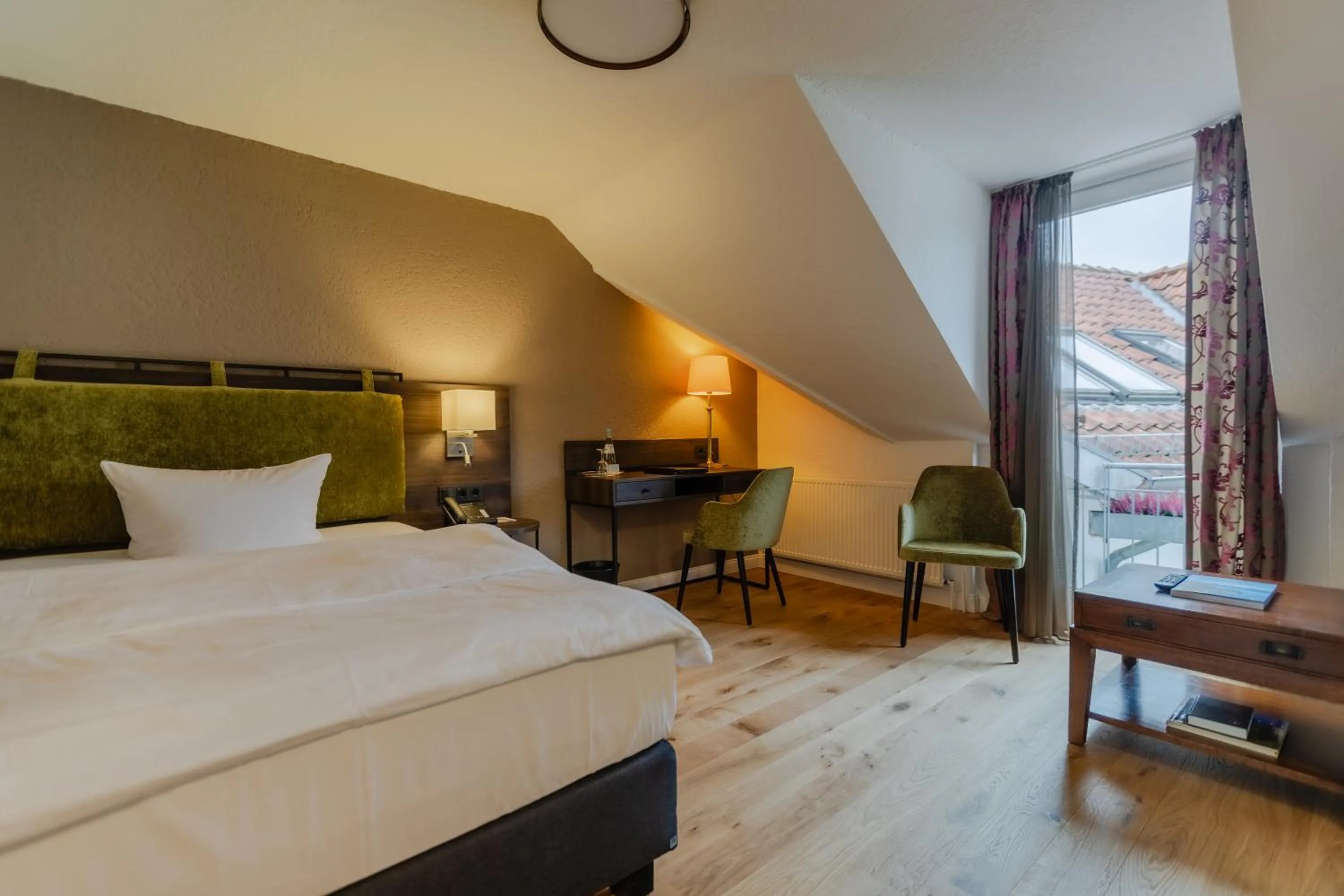 Photo of the whole room, Bed in Romantik Hotel Walhalla