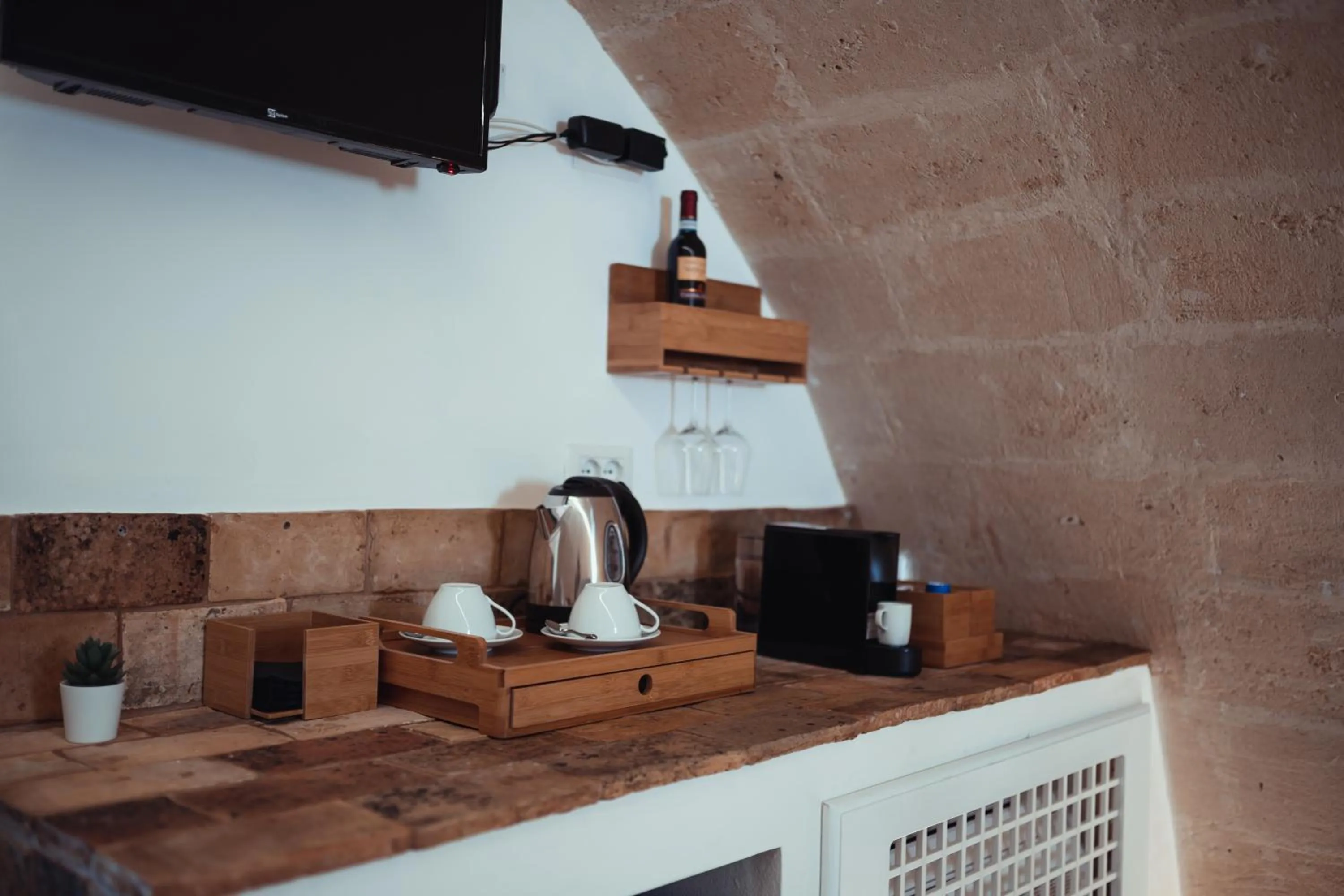 Coffee/tea facilities in Gradelle San Nicola