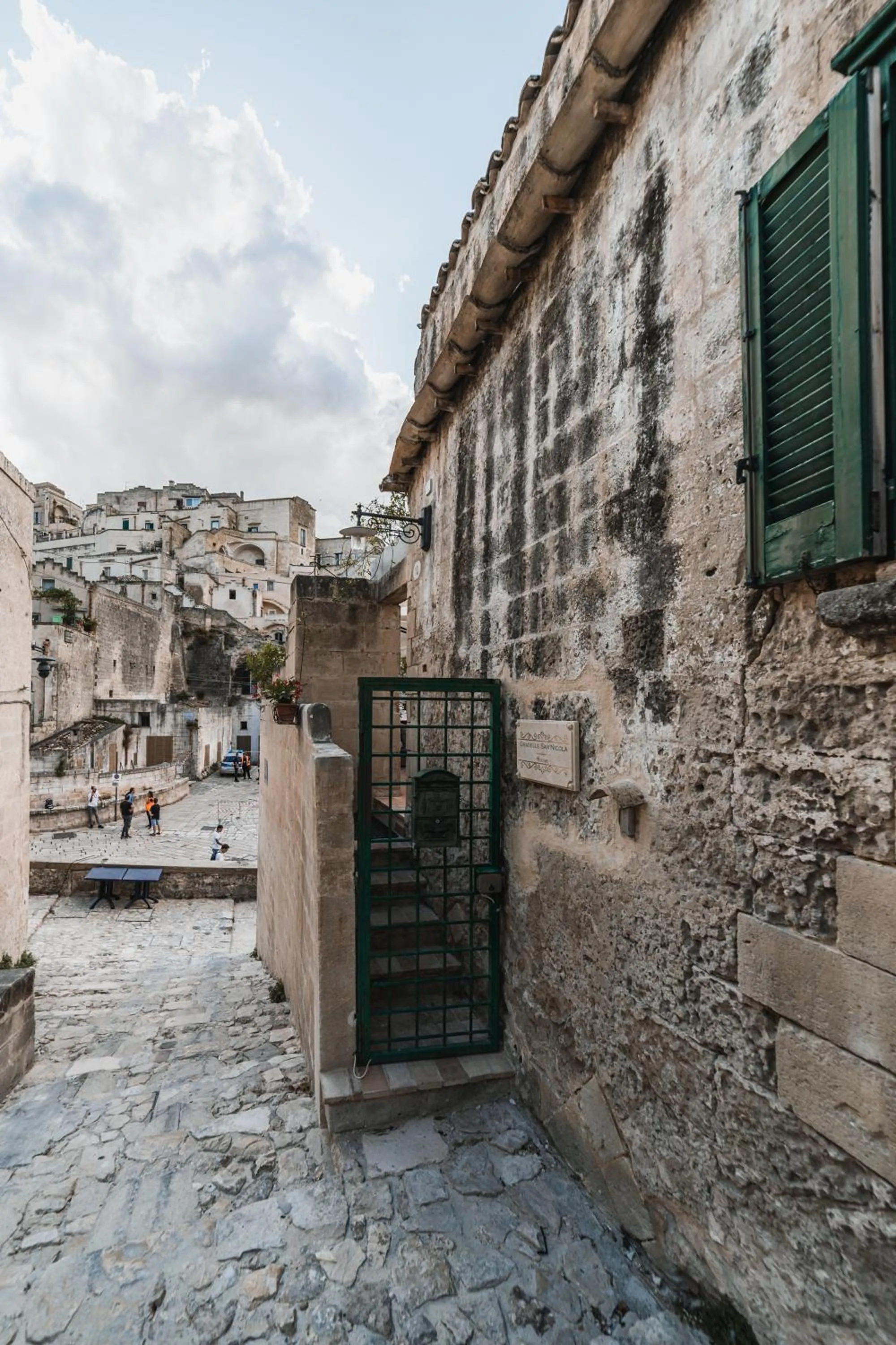 Property building in Gradelle San Nicola