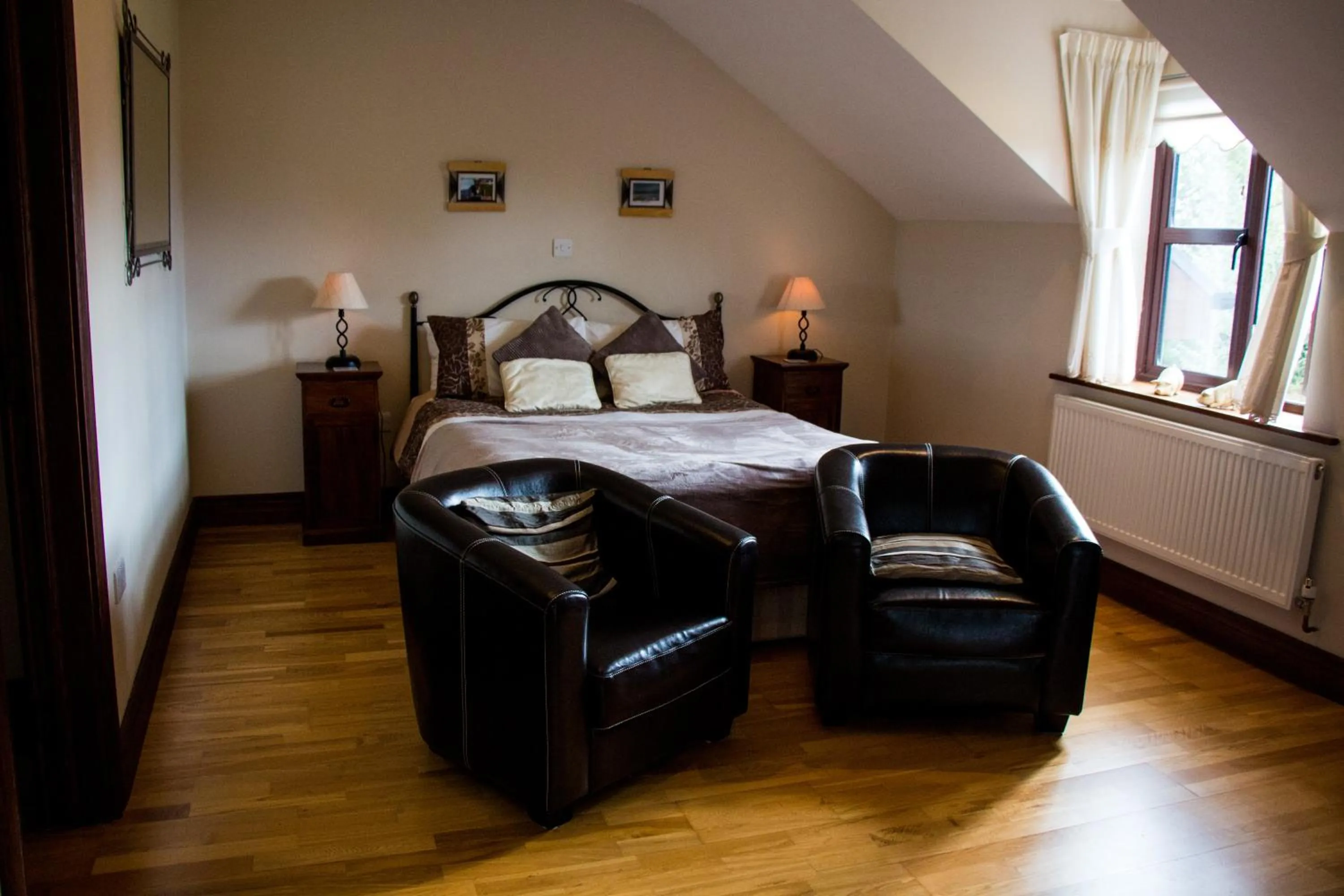 Day, Bed in Murray's Mountain View