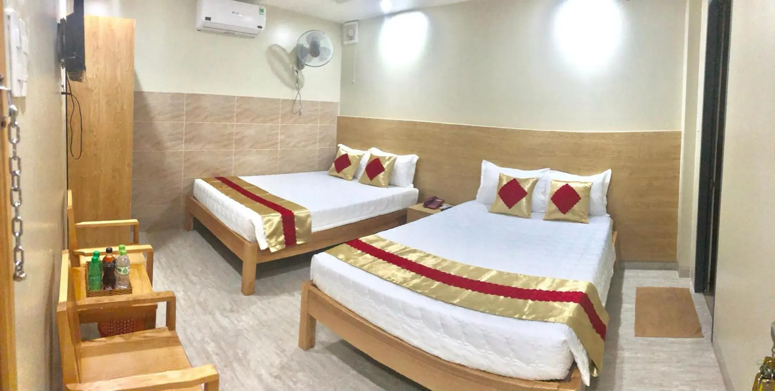 Photo of the whole room in Sunrise Hotel Vung Tau Photo of the whole room in Sunrise Hotel Vung Tau