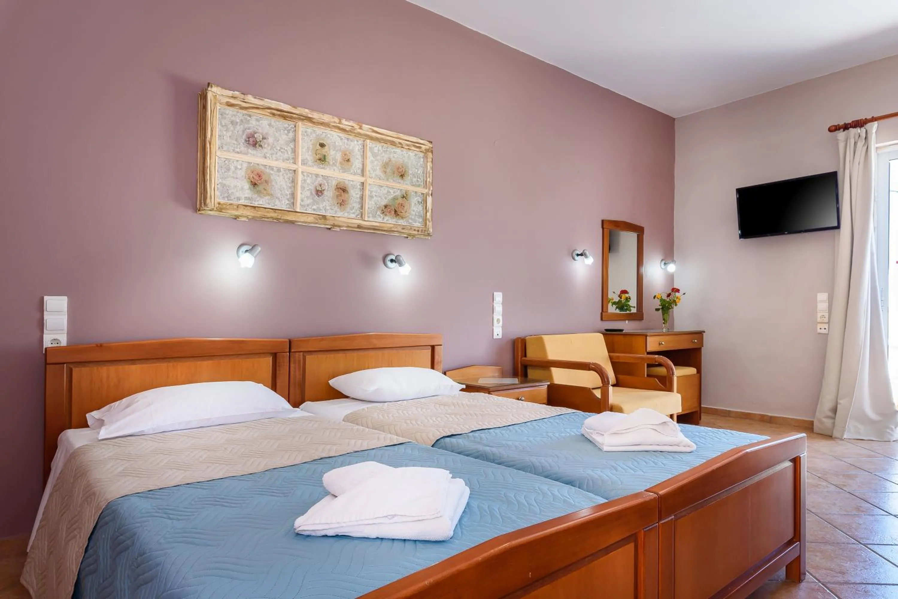 bunk bed, Bed in Irinoula Dreams