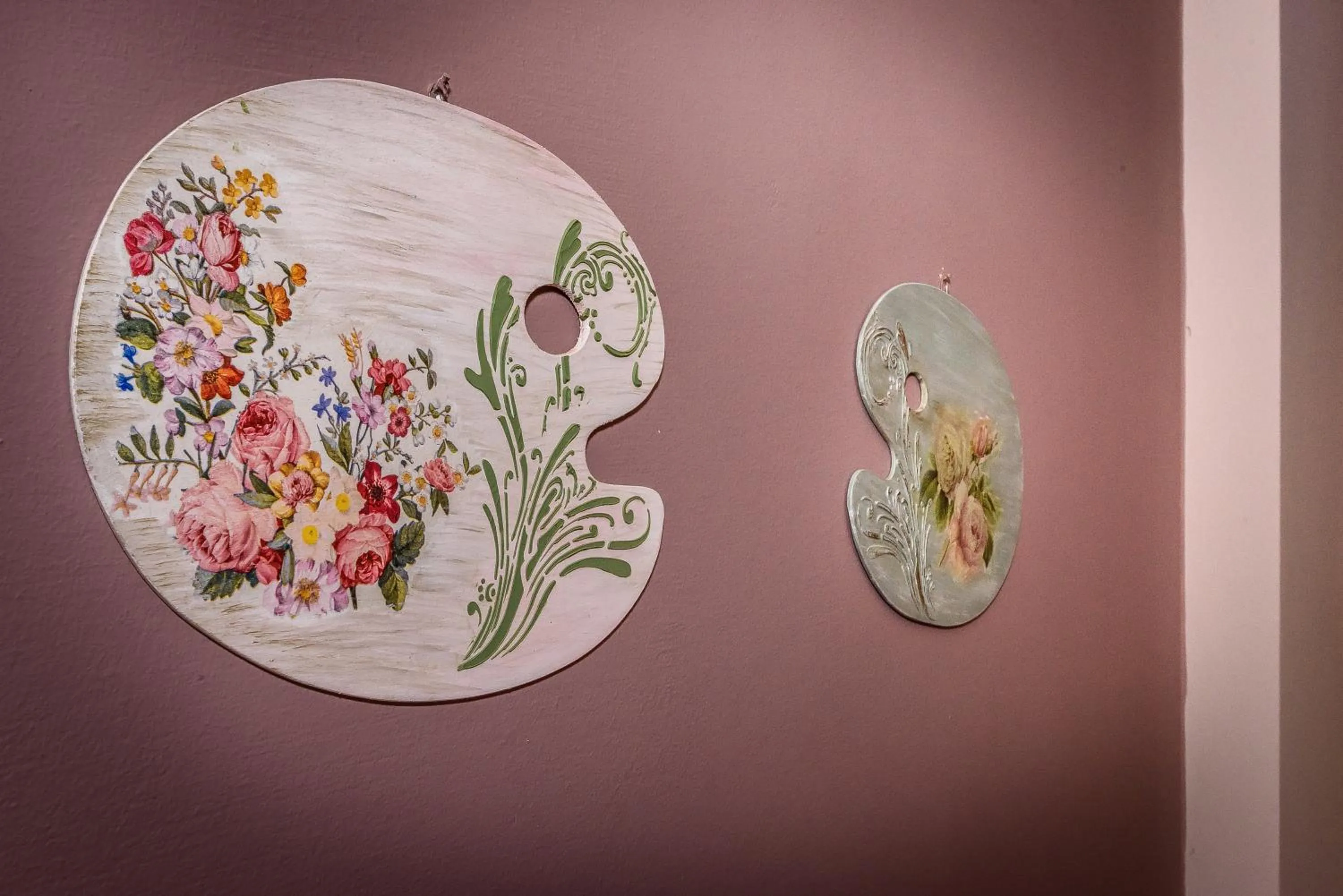 Decorative detail in Irinoula Dreams