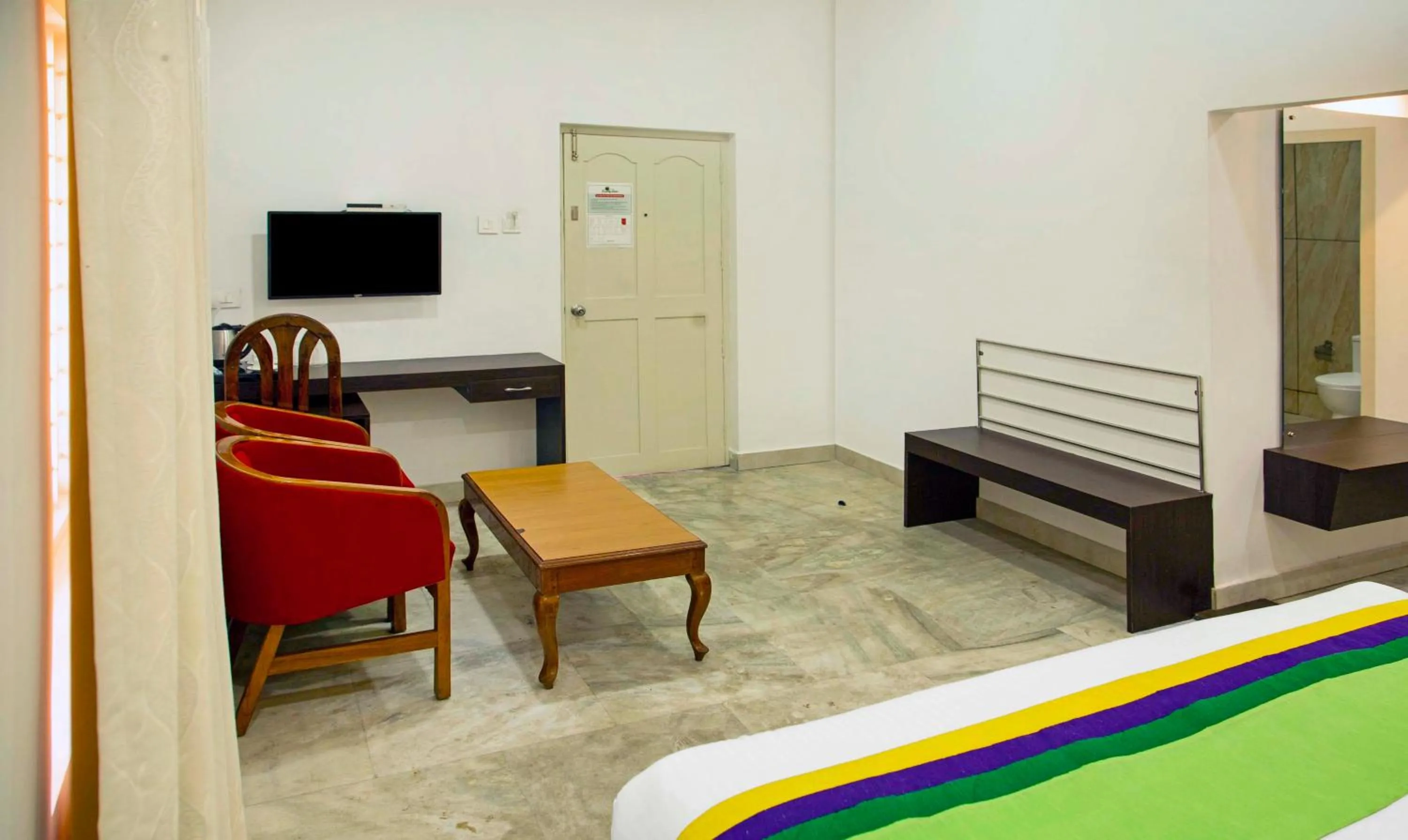 Bedroom, Bed in Treebo Kumily Gate Thekkady