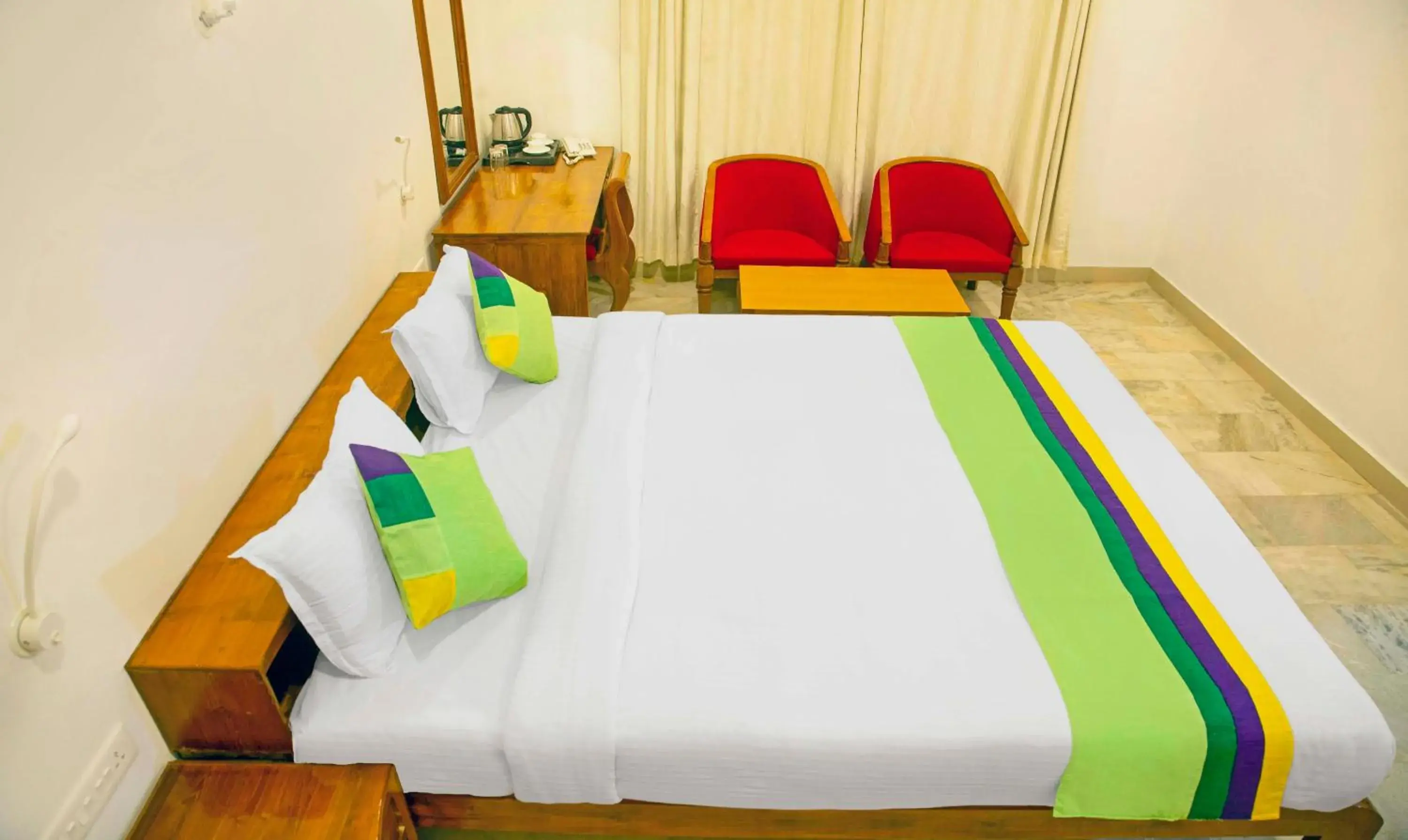 Bedroom, Bed in Treebo Kumily Gate Thekkady Bedroom, Bed in Treebo Kumily Gate Thekkady